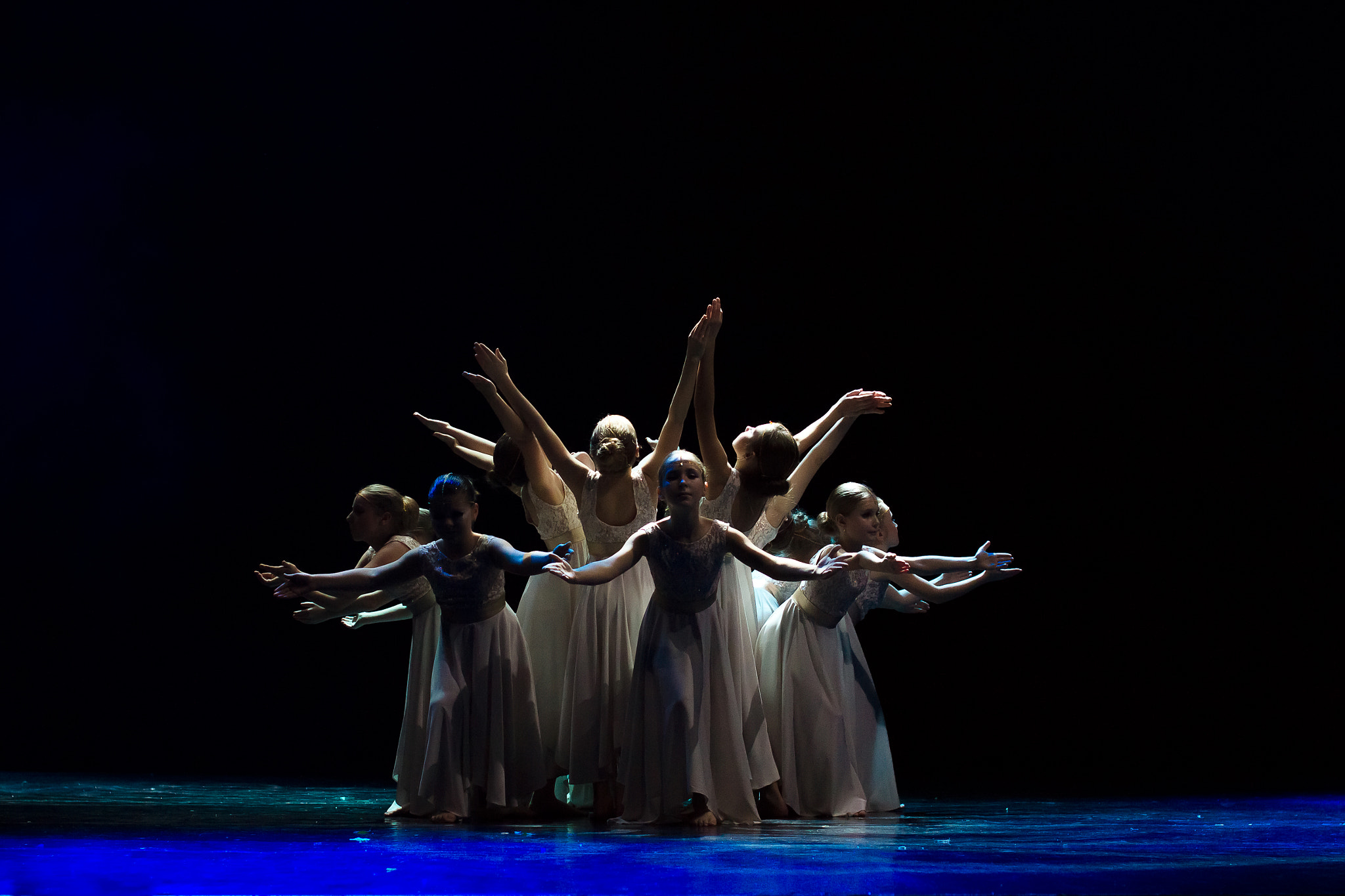 Sigma 50mm F1.4 EX DG HSM sample photo. Dance "tenderness" photography