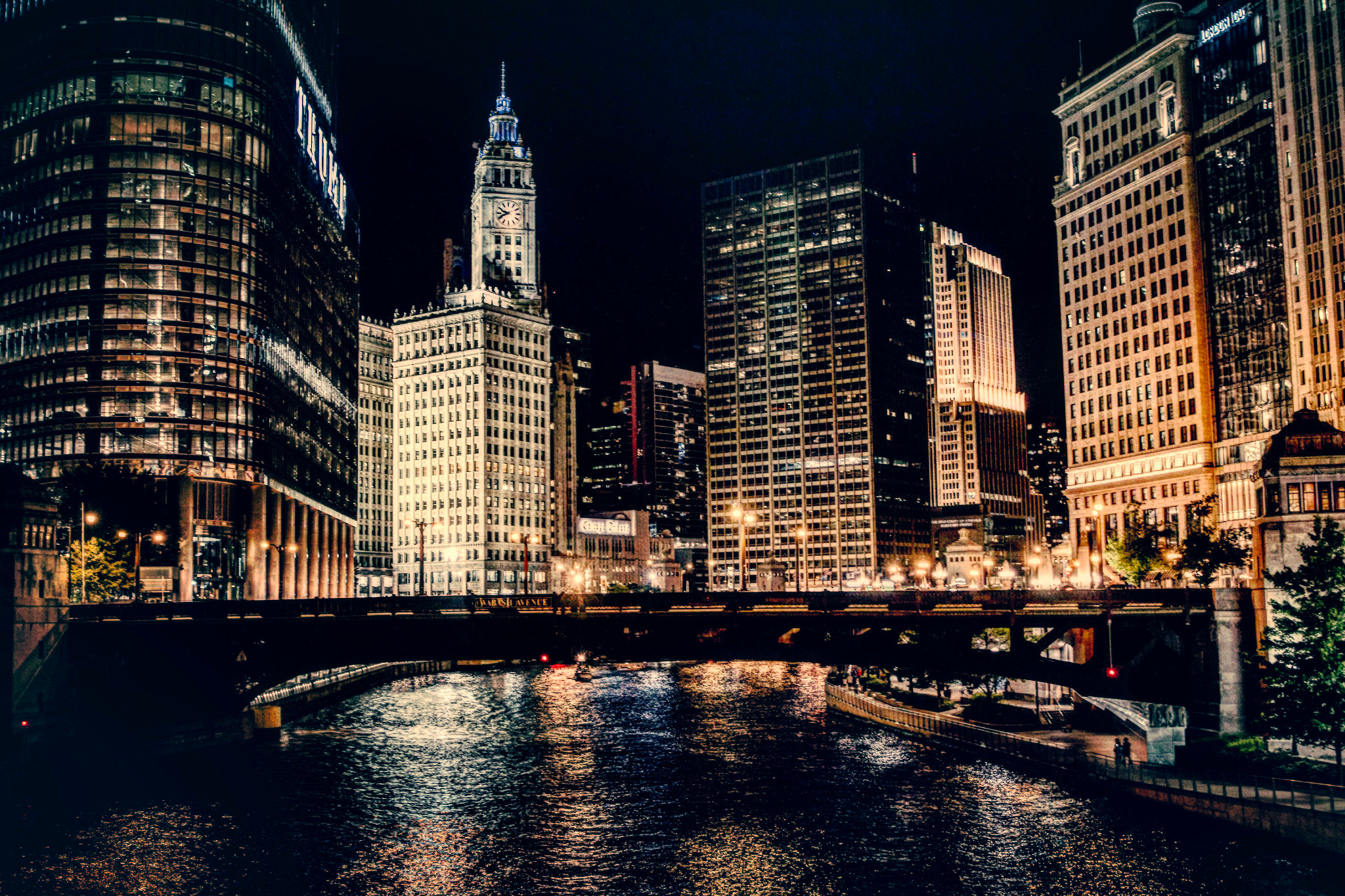 Canon EF 24-70mm F2.8L II USM sample photo. Night lights photography