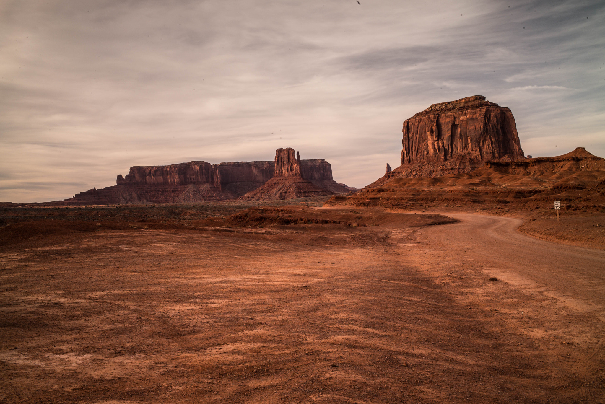 Elmarit-M 1:2.8/21 sample photo. Monument valley photography