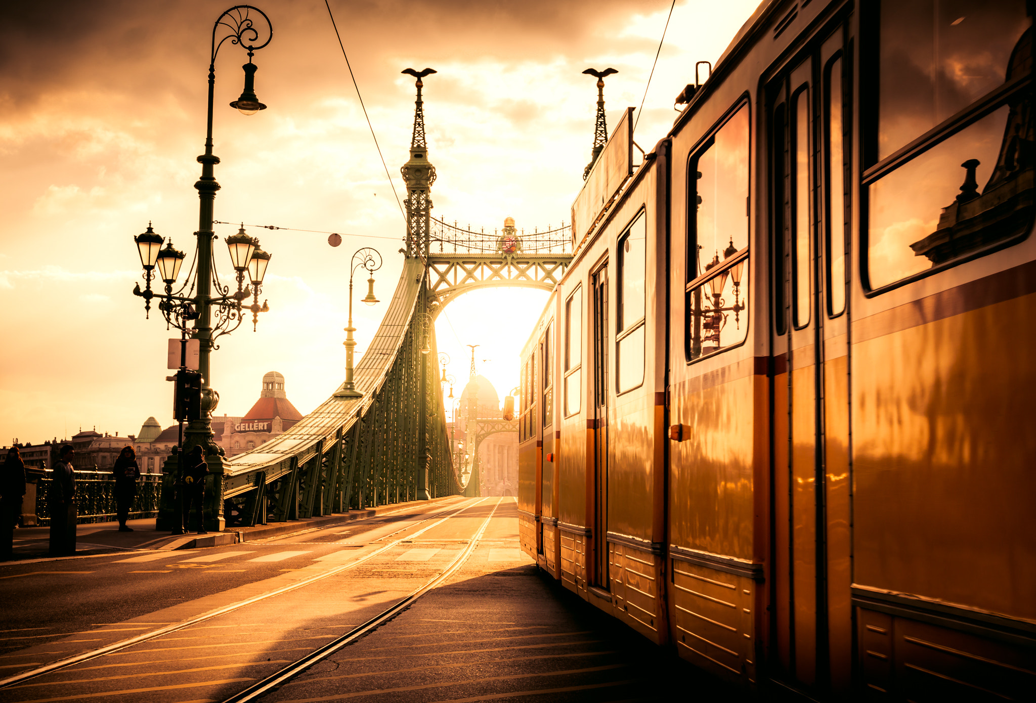 Sigma 17-50mm F2.8 EX DC OS HSM sample photo. Sunset in my favourite city photography