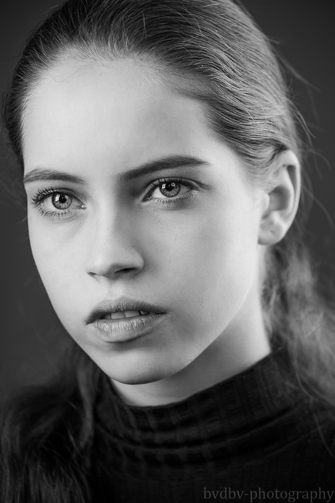 Canon EF 70-200mm F4L USM sample photo. Model: nathalie bollen (division model management) photography
