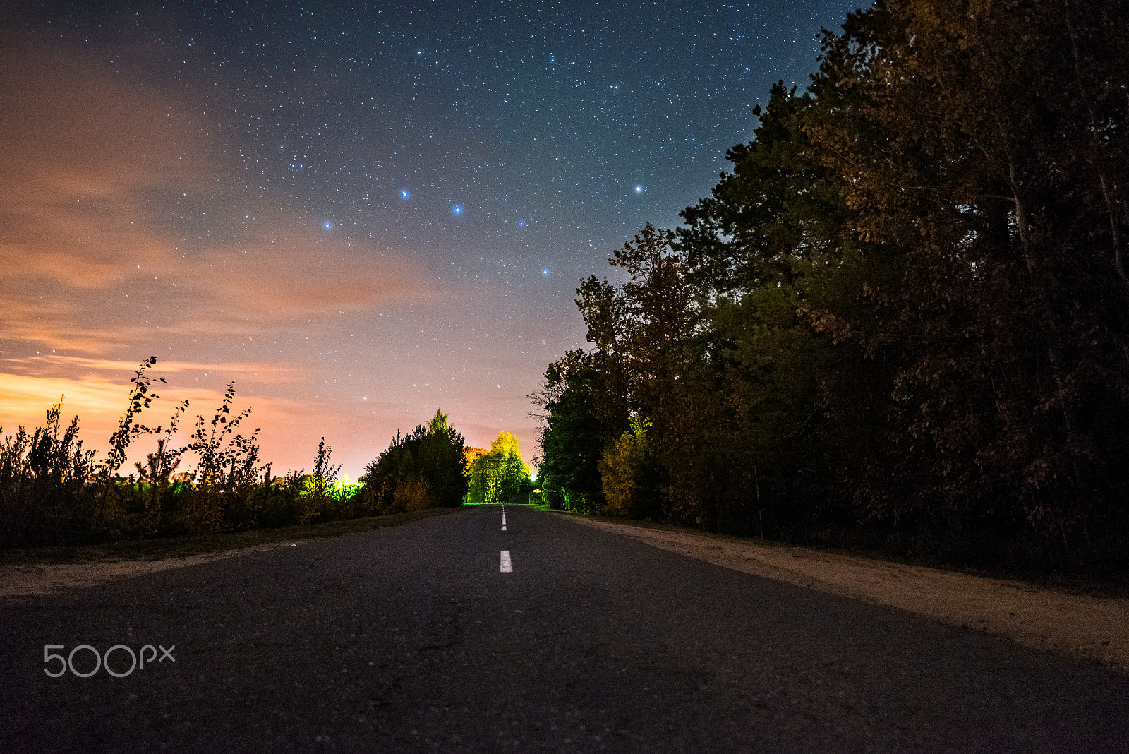 Nikon D750 + Nikon AF-S Nikkor 20mm F1.8G ED sample photo. Country roads photography