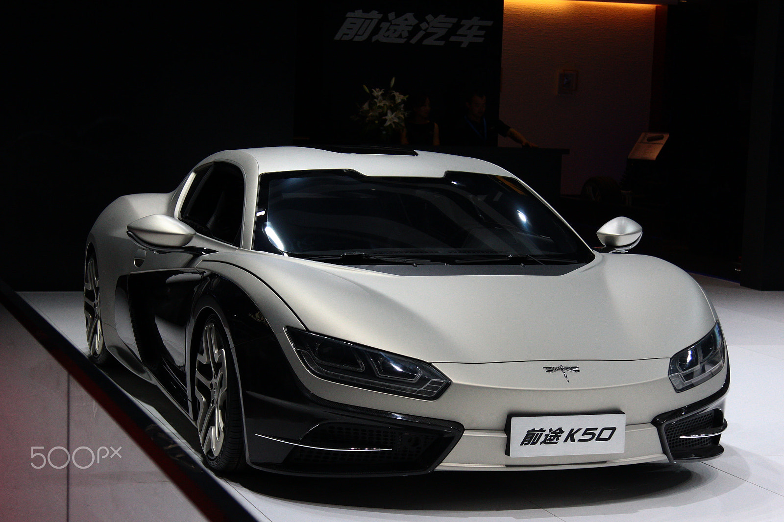 Canon EF 24-105mm F4L IS USM sample photo. Car show in shanghai city (china) photography
