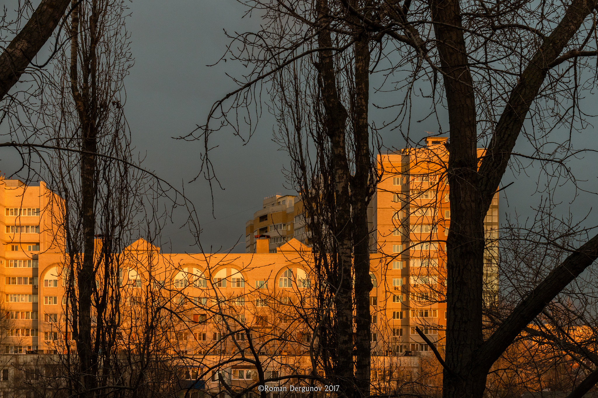 Canon EOS 70D + Canon EF 17-40mm F4L USM sample photo. Evening photography