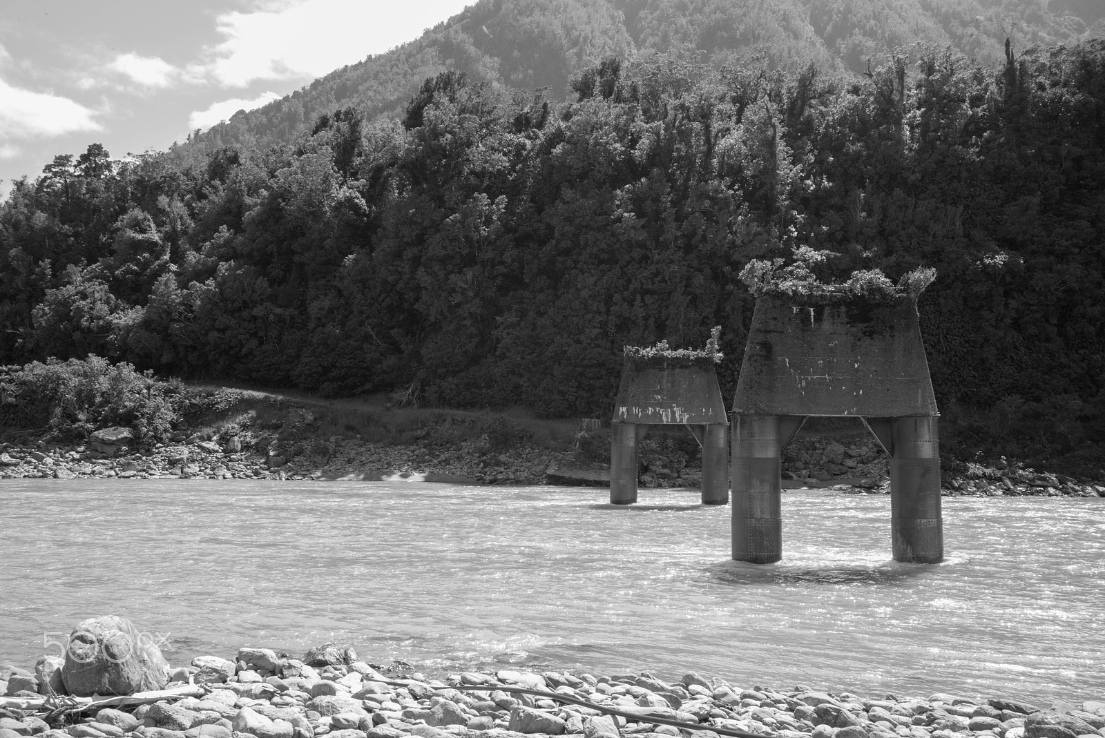 Summicron-M 1:2/35 ASPH. sample photo. Abandoned bridge supports, new zealand - december 2016 photography