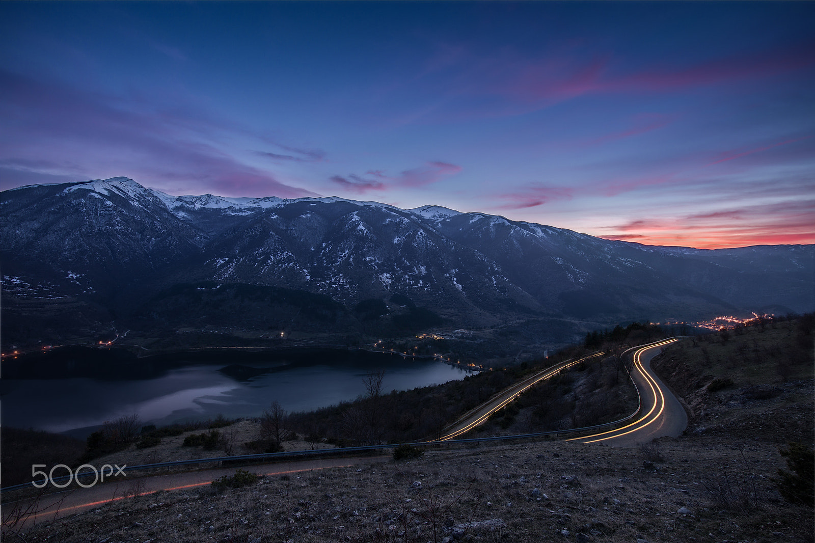 Canon EF 300mm f/2.8L sample photo. Climbing lights photography
