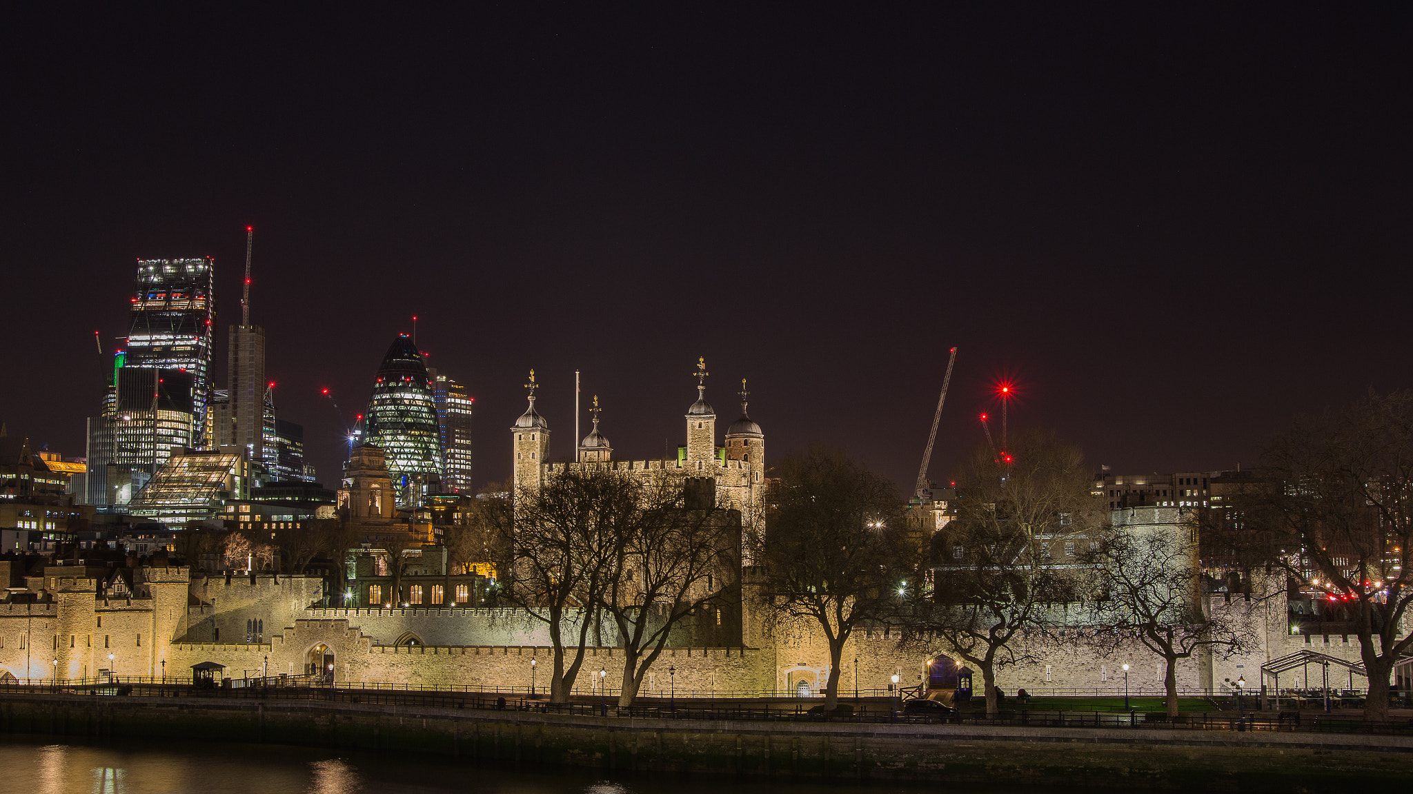 Canon EOS 6D sample photo. Tower hill @ night märz photography