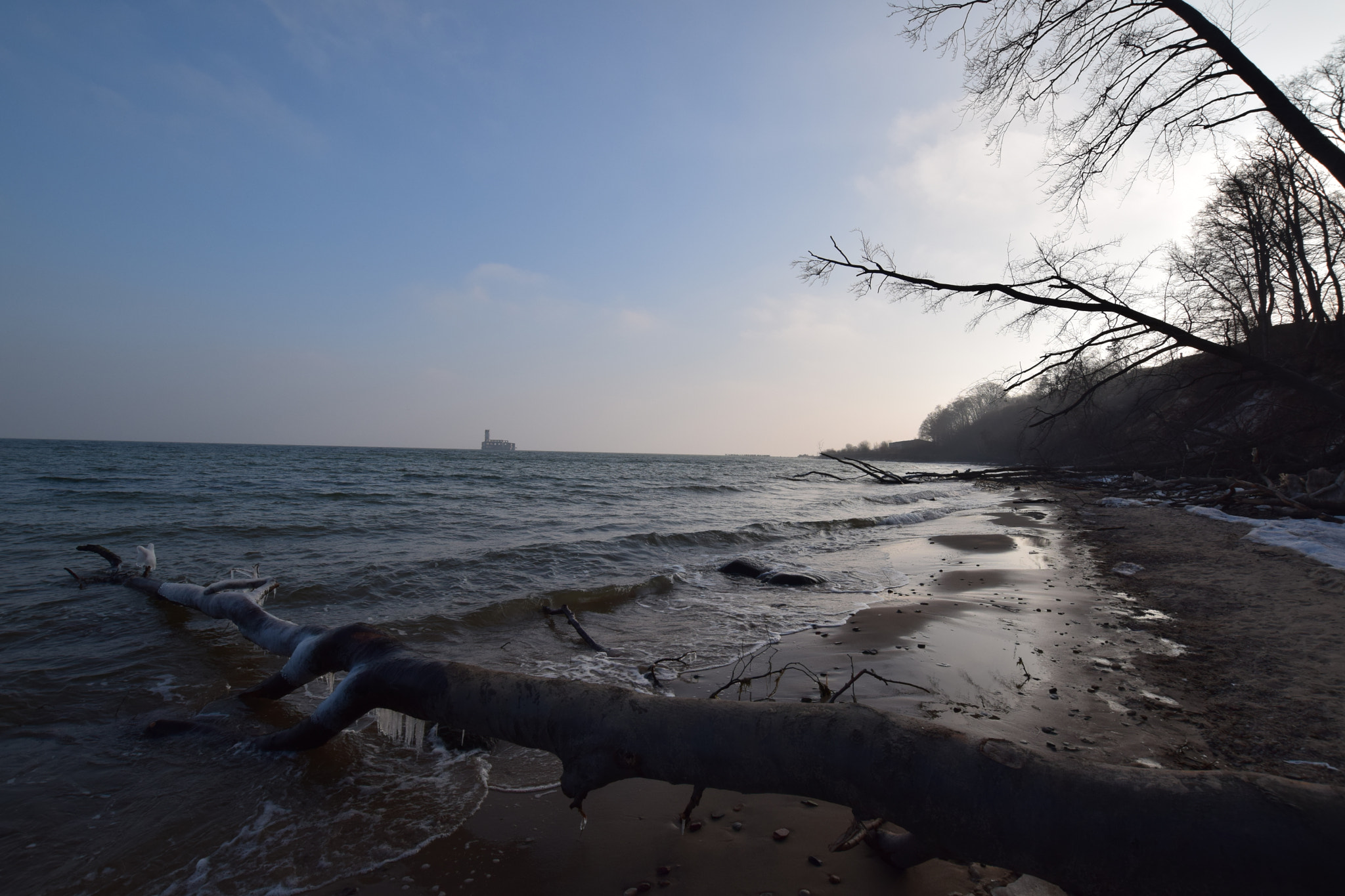 Nikon D5300 + Sigma 10-20mm F3.5 EX DC HSM sample photo. View on the wild beach. photography