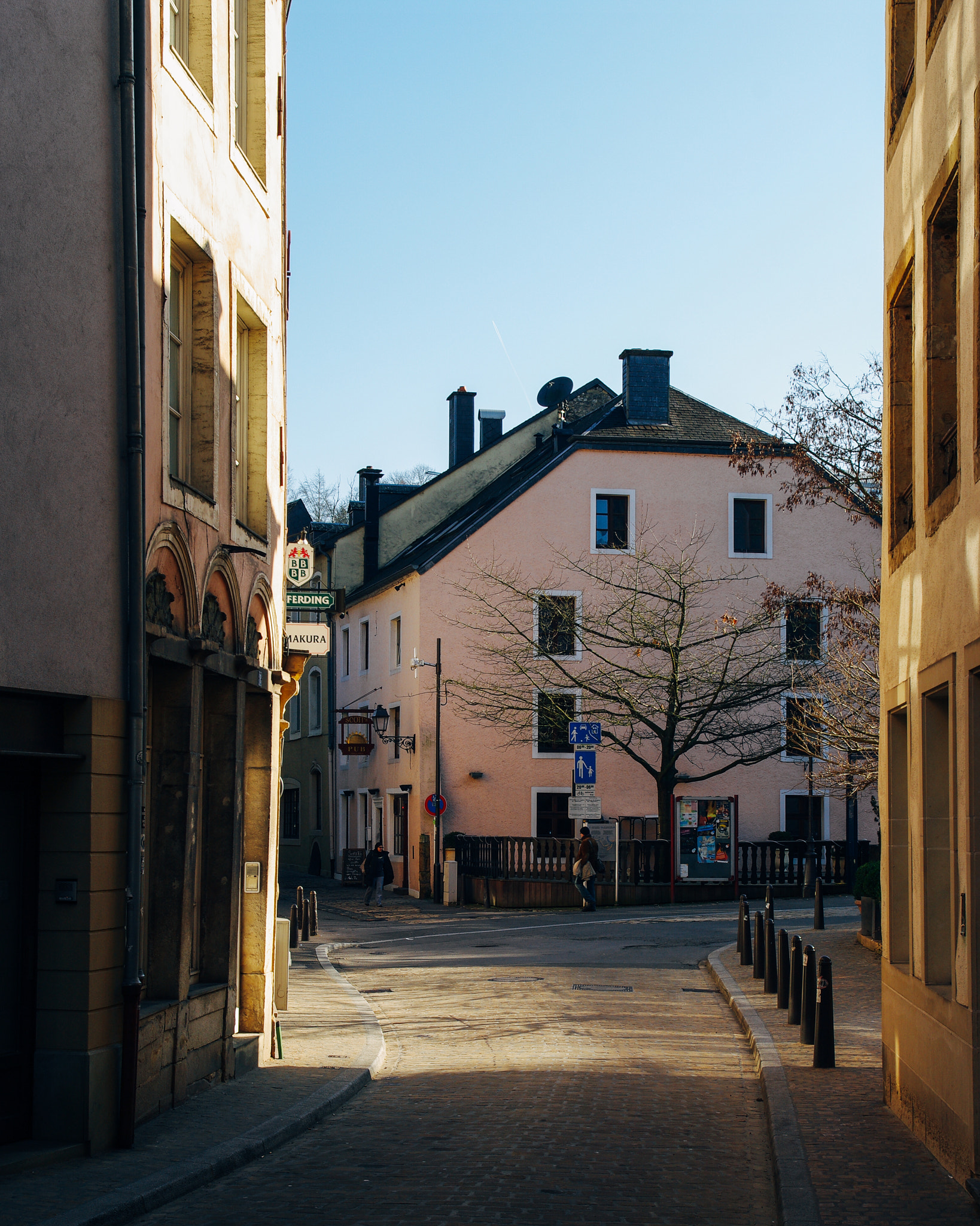 Pentax K20D sample photo. Silent street in the morning photography