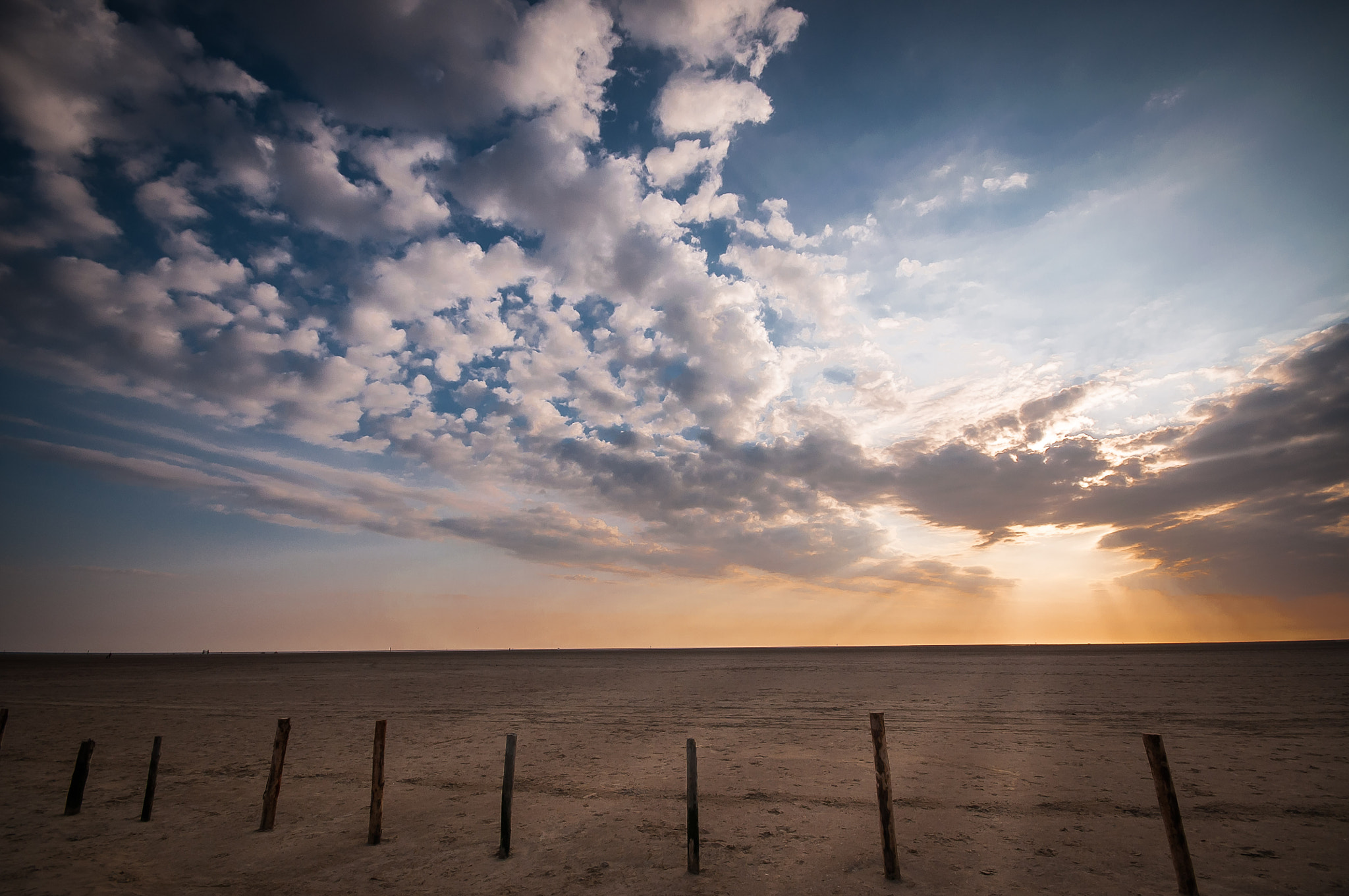 Sigma 10-20mm F4-5.6 EX DC HSM sample photo. On the beach photography