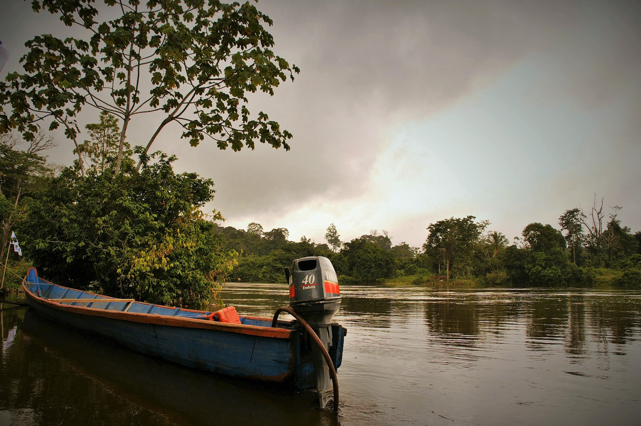 KONICA MINOLTA DYNAX 5D + Sigma 18-200mm F3.5-6.3 DC sample photo. Suriname photography