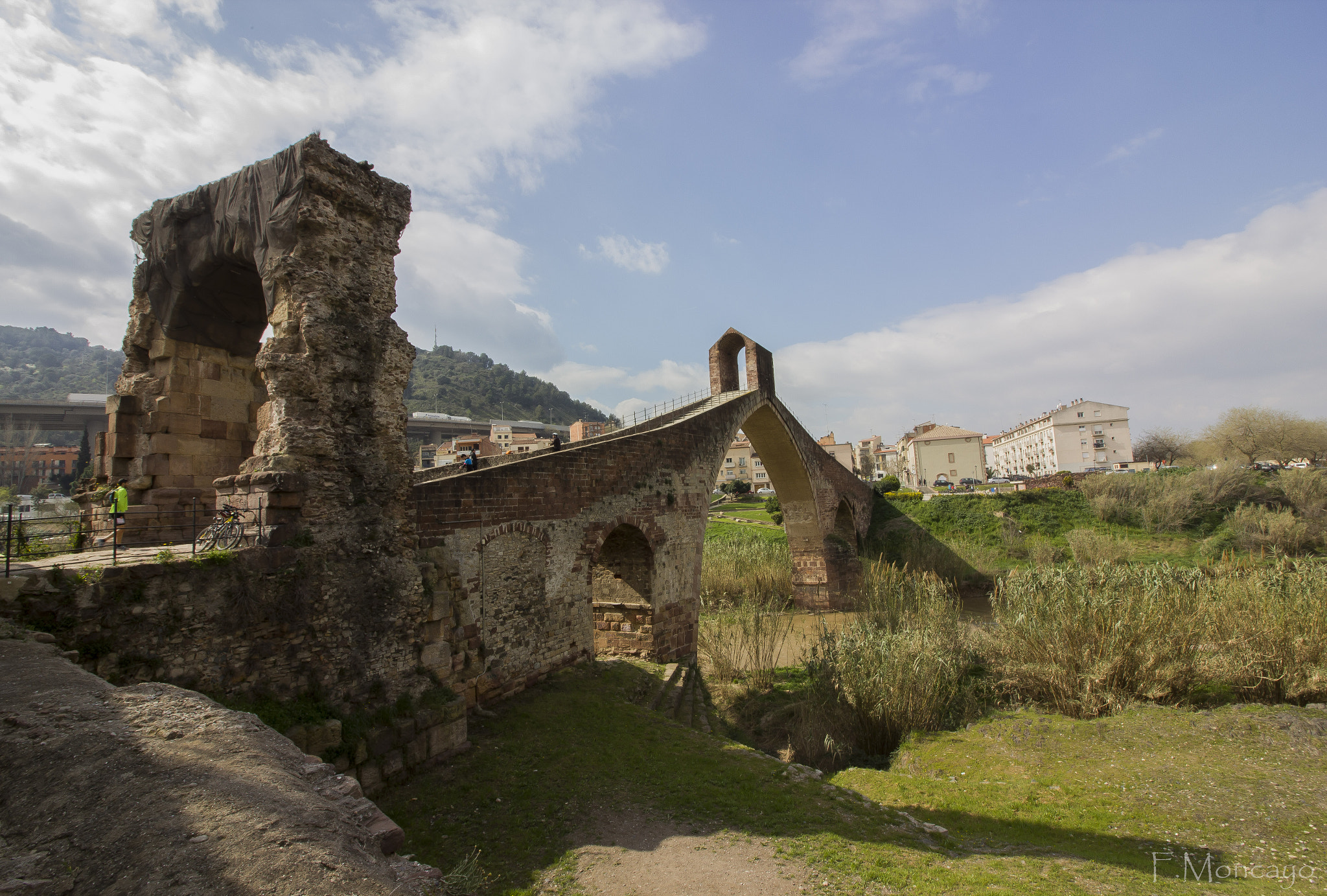 Canon EOS 550D (EOS Rebel T2i / EOS Kiss X4) sample photo. Pont del diable photography