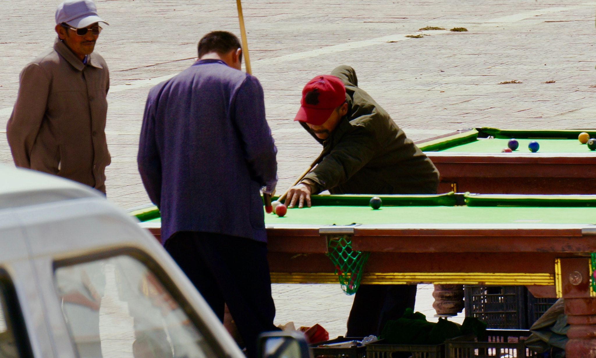 Sony E 55-210mm F4.5-6.3 OSS sample photo. Pool game under sun in qinhai, china photography