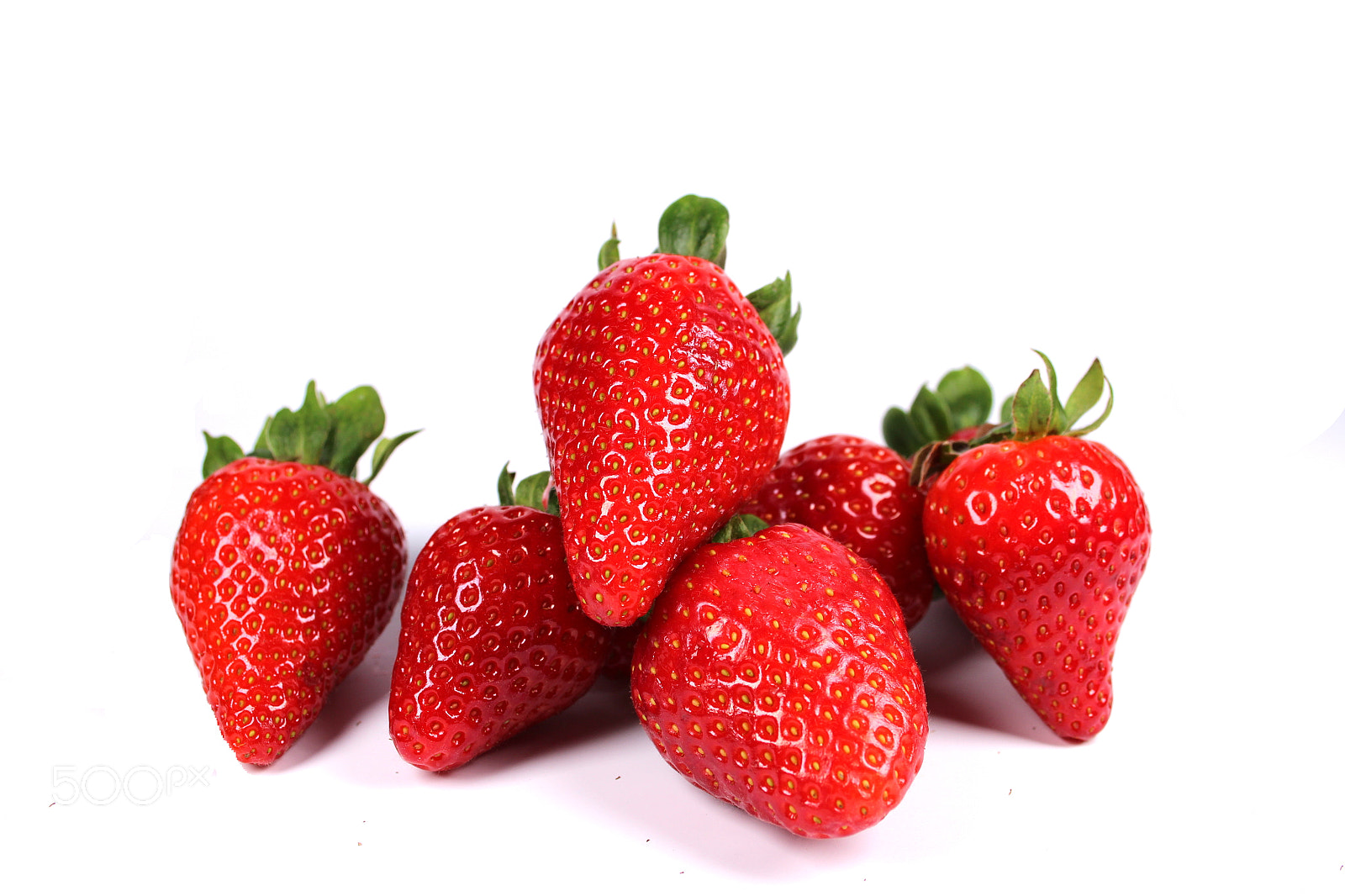 Canon EF-S 18-55mm F3.5-5.6 II sample photo. Cuple of strawberrys photography