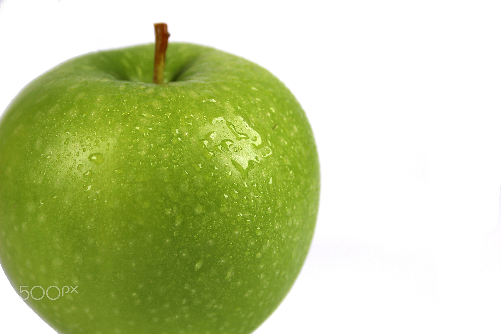 Canon EF-S 18-55mm F3.5-5.6 II sample photo. Green apple photography