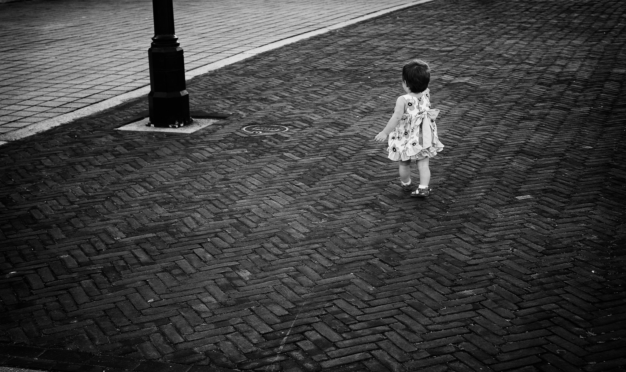 Canon EOS-1Ds Mark III sample photo. On the wharf photography