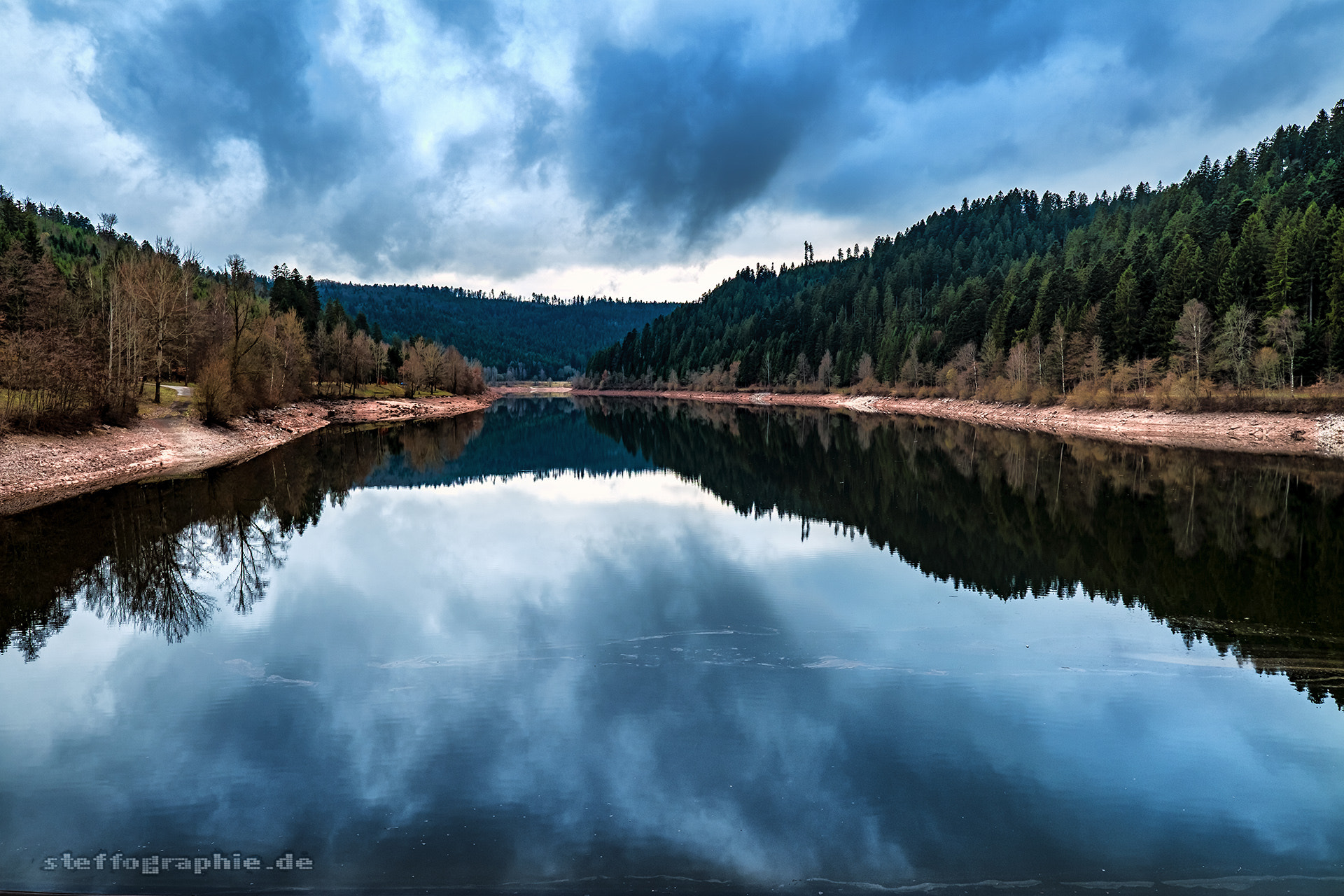 Fujifilm X-T2 + Fujifilm XF 10-24mm F4 R OIS sample photo. Nahgold stauwehr photography