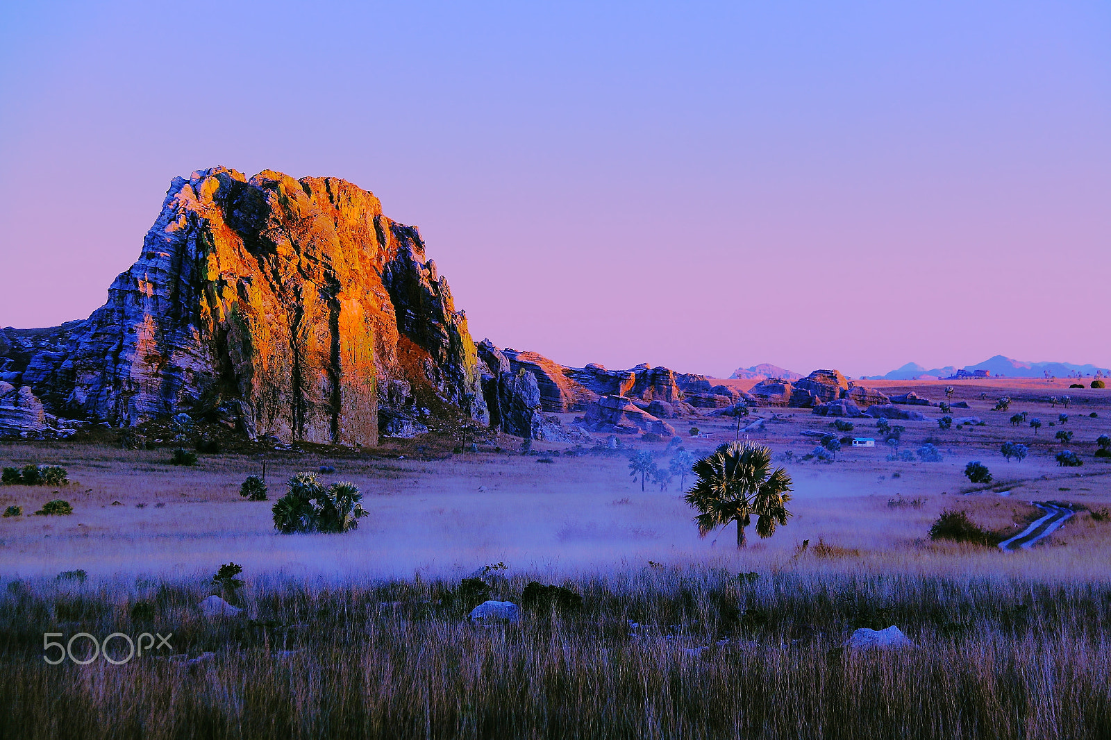 Canon EF-S 18-200mm F3.5-5.6 IS sample photo. Isalo rock madagascar photography