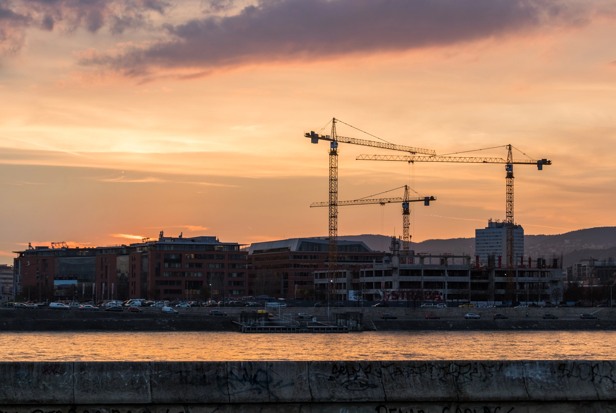 Canon EF-S 55-250mm F4-5.6 IS STM sample photo. Cranes in the sunset photography