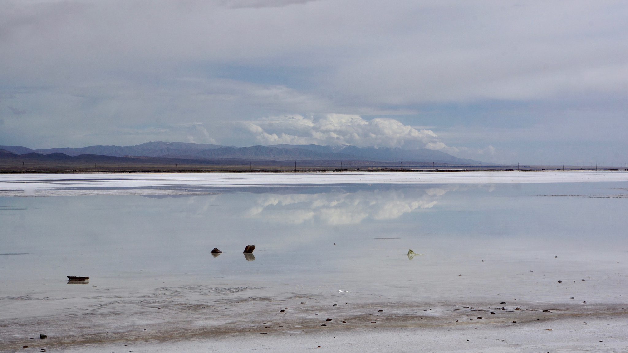 Tamron 18-200mm F3.5-6.3 Di III VC sample photo. Salt lake in qinhai, china photography
