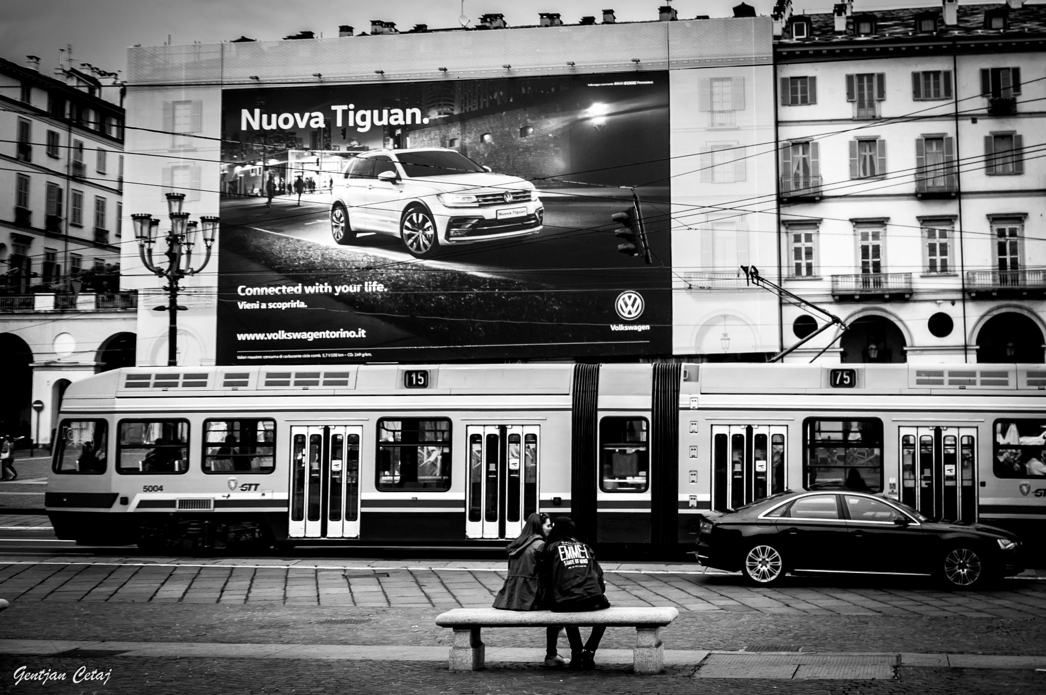 Nikon D90 sample photo. City lovers... photography