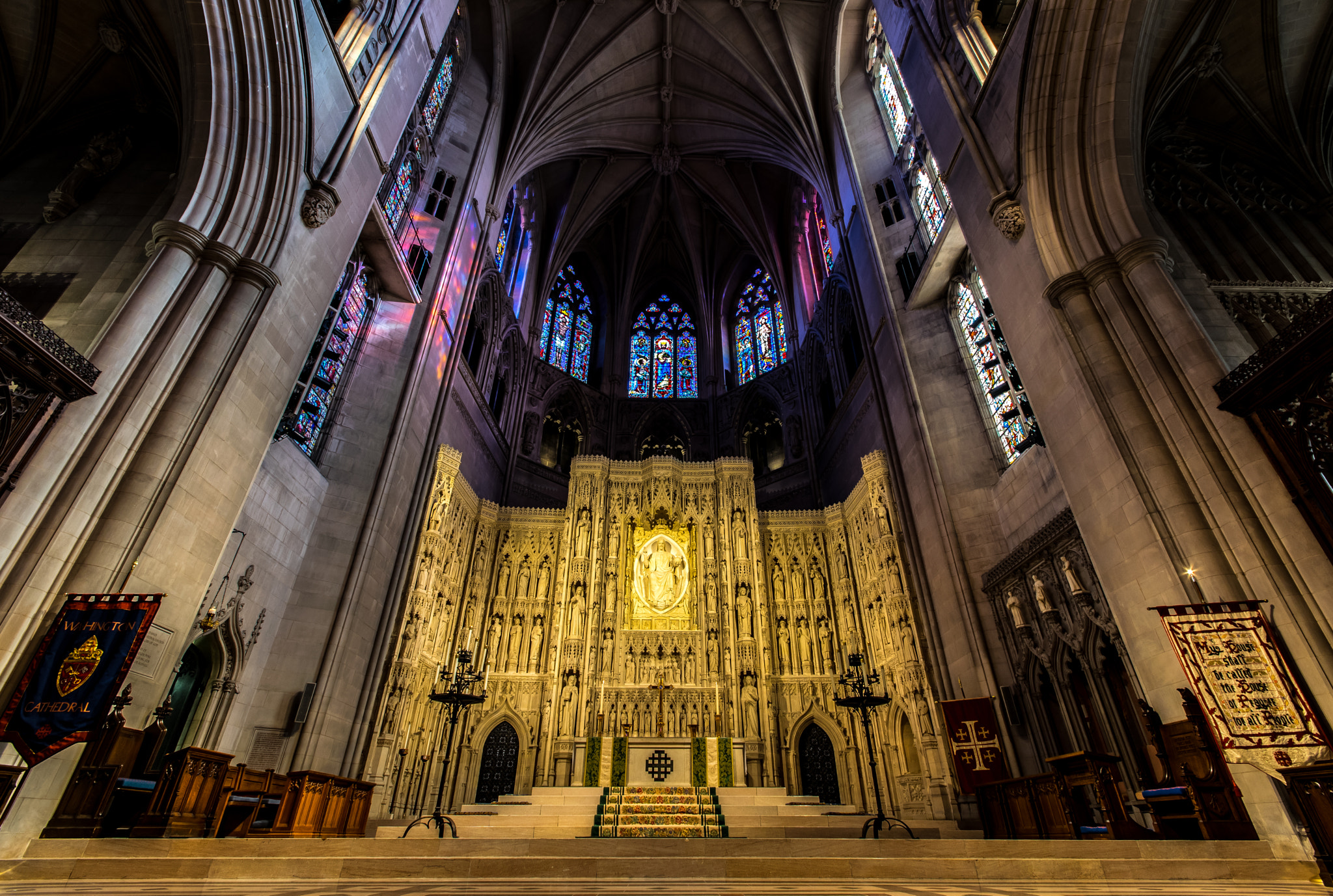 Sigma 10-20mm F4-5.6 EX DC HSM sample photo. Place of worship photography