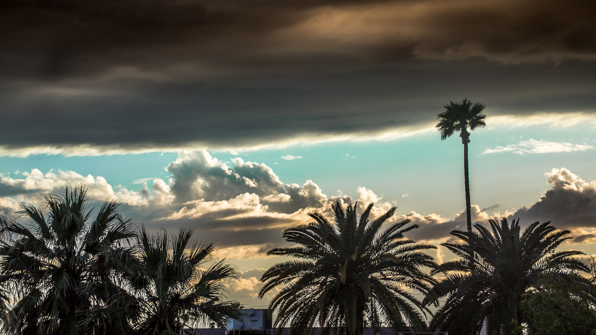 Canon EF 70-300mm F4-5.6L IS USM sample photo. Clouds over the desert... photography