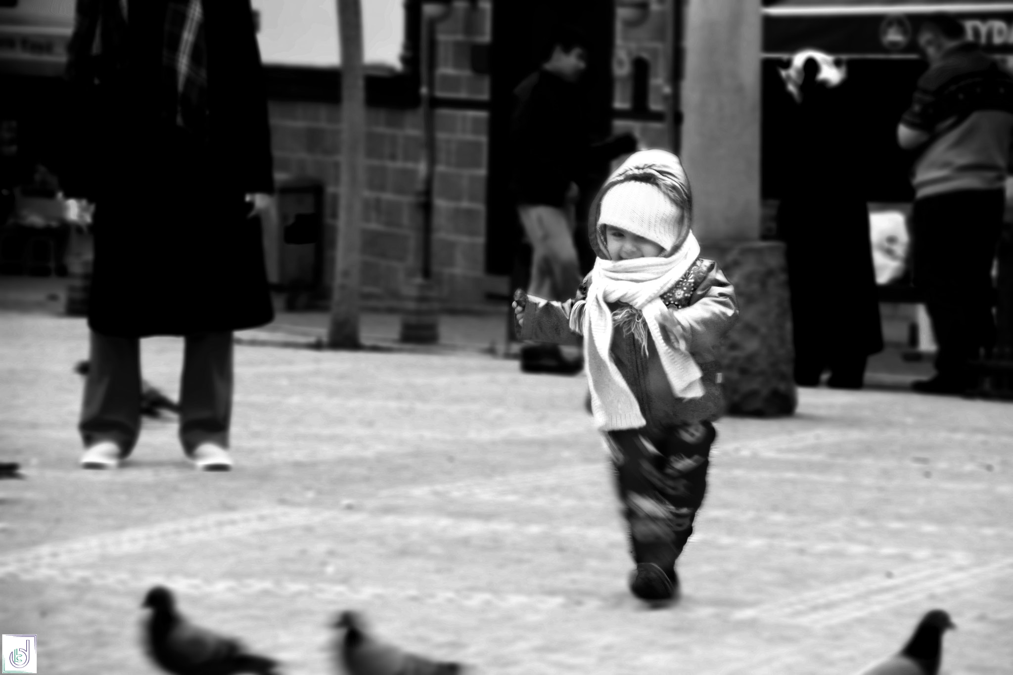 Canon EOS 650D (EOS Rebel T4i / EOS Kiss X6i) + Canon TS-E 90mm F2.8 Tilt-Shift sample photo. çocuk photography