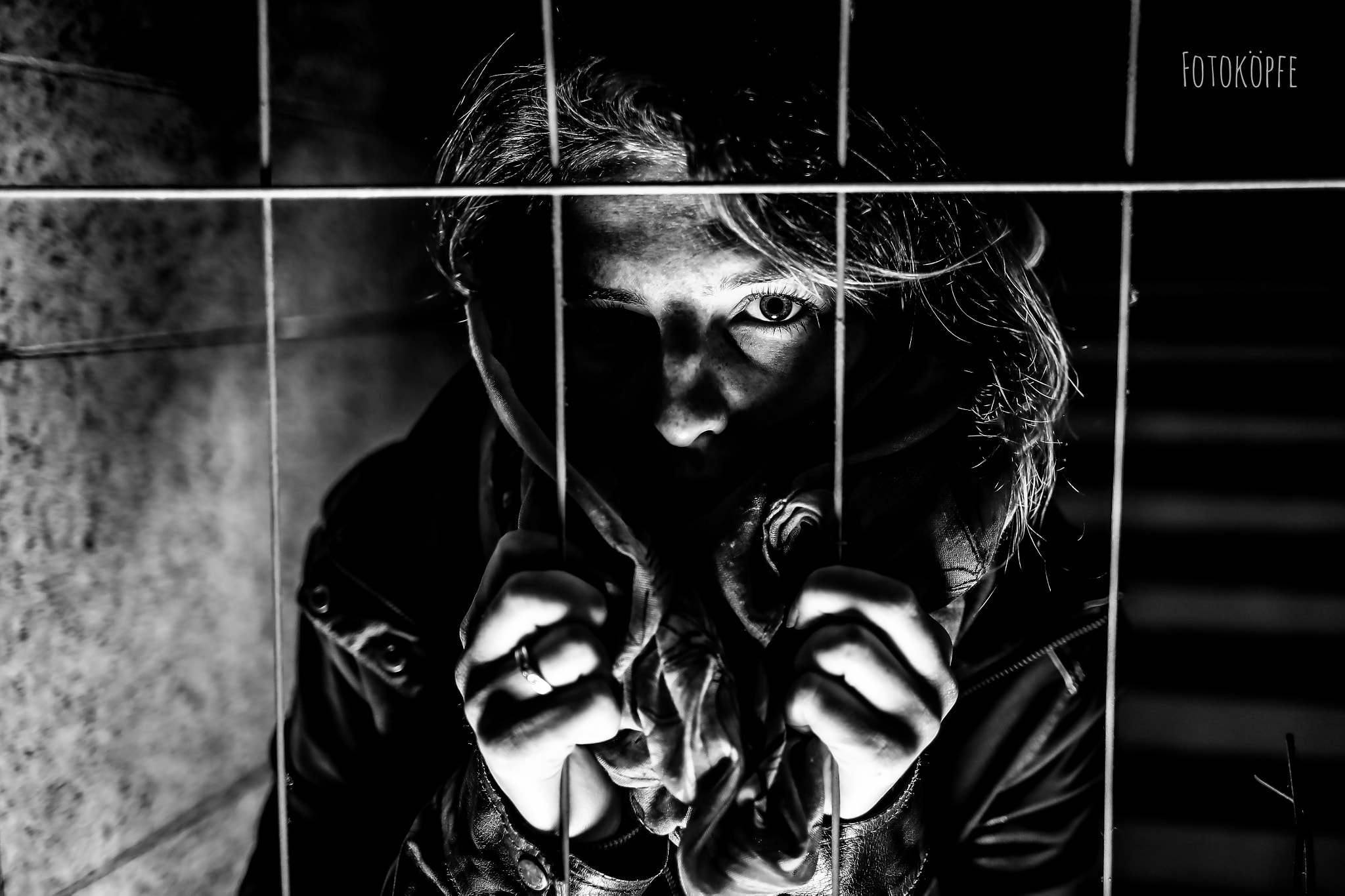 Canon EF 35mm F1.4L USM sample photo. Imprisoned fear photography