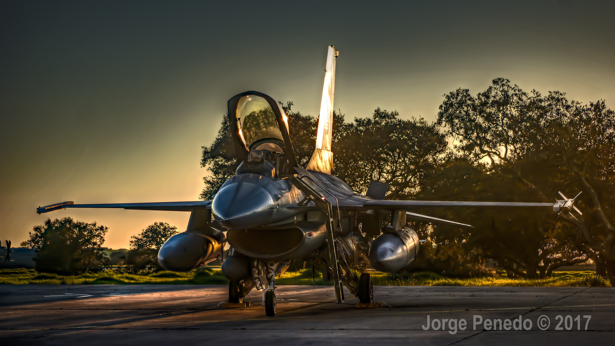 Sony Alpha DSLR-A390 + Sigma 30mm F1.4 EX DC HSM sample photo. Lockheed martin f-16am fighting falcon photography