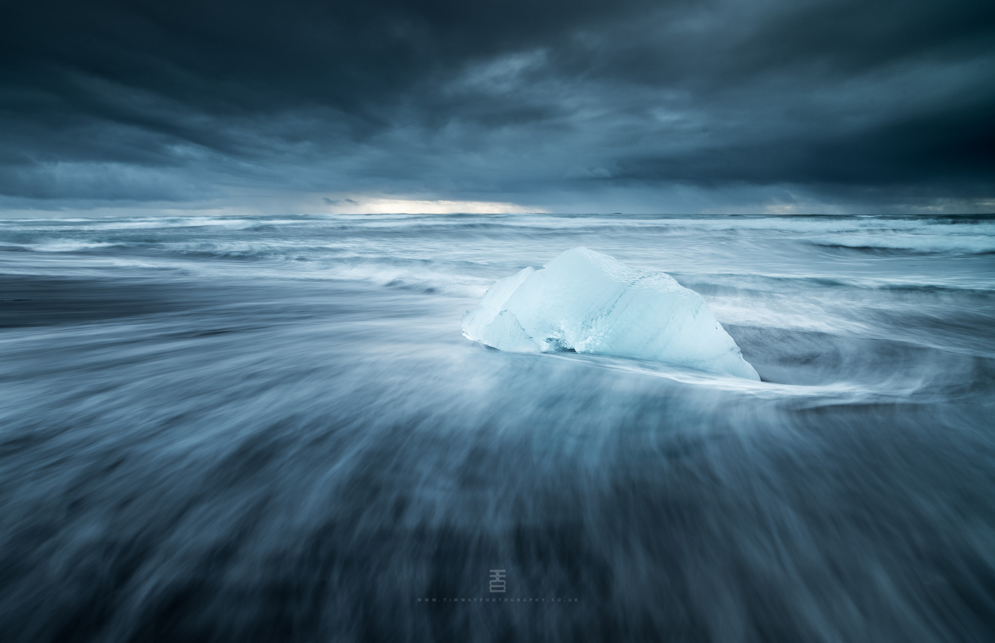 Nikon D810 sample photo. Stormy sky at diamond beach photography