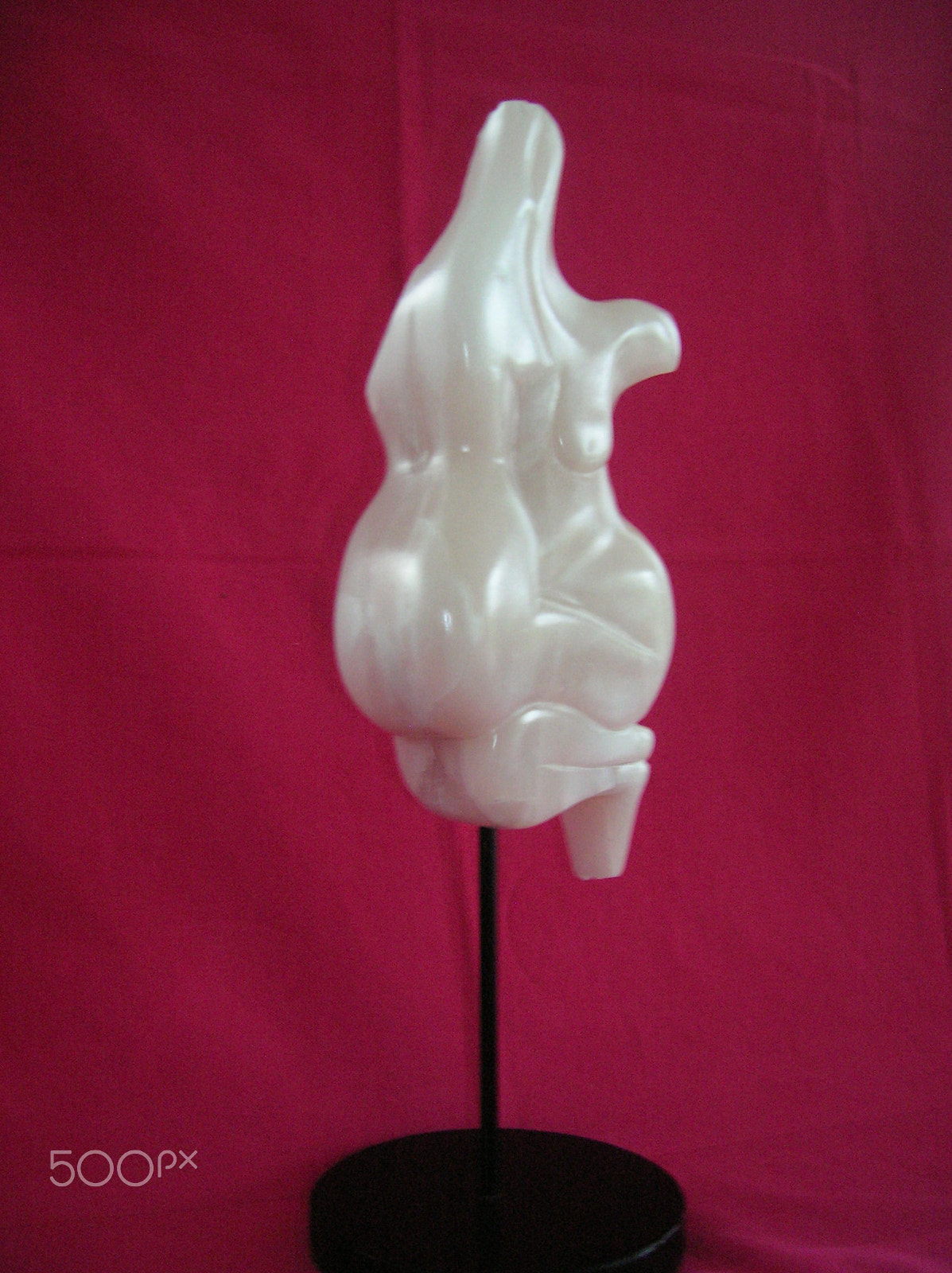 Nikon E4600 sample photo. Sculpture elle photography