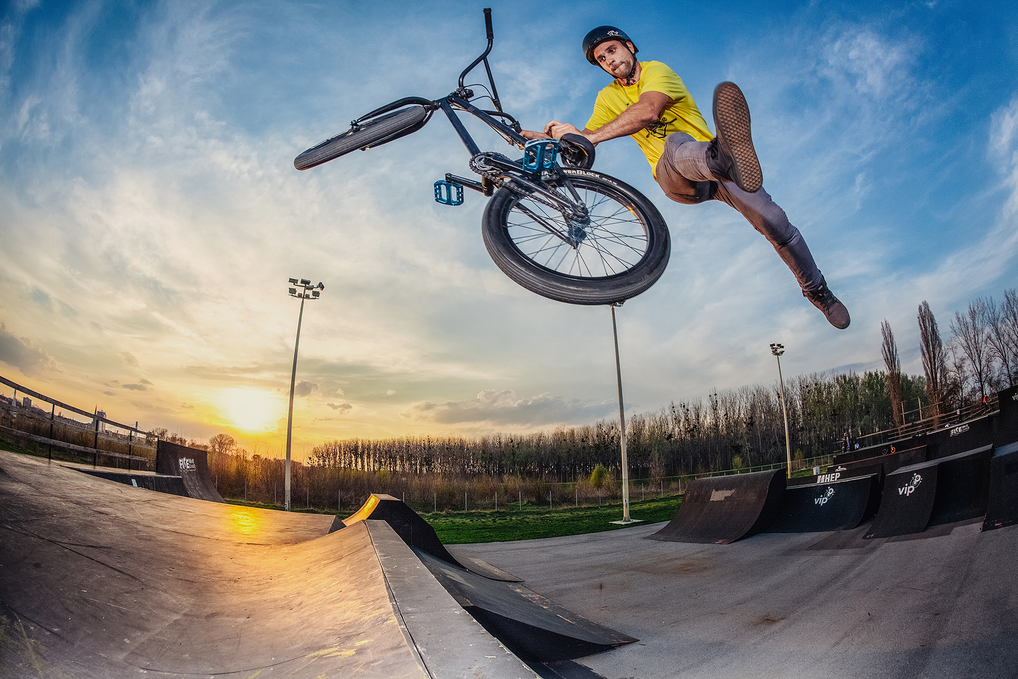 Canon EOS 5D Mark II sample photo. Bmx photography