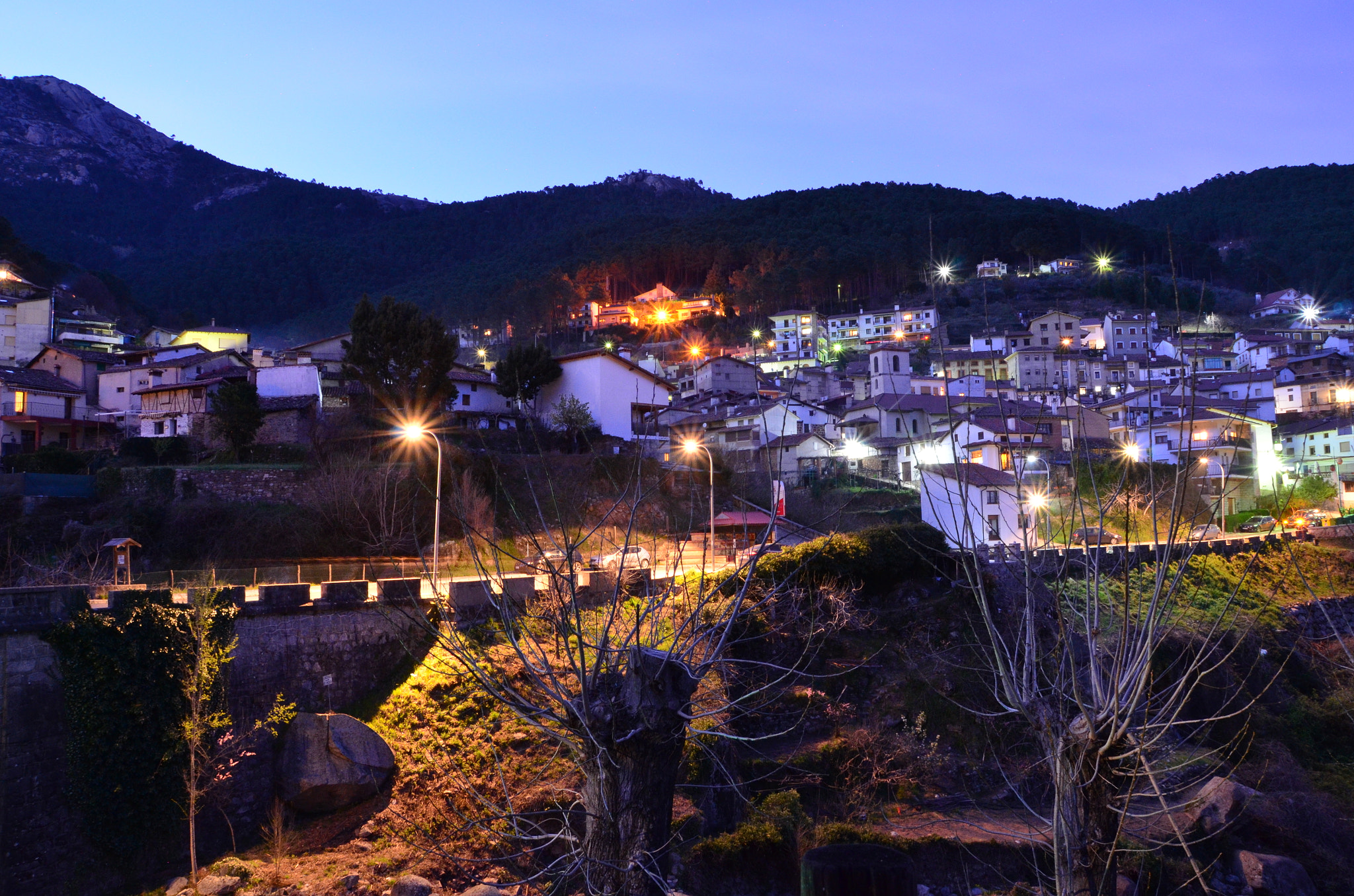 Nikon D5100 sample photo. Night in guisando (Ávila) photography