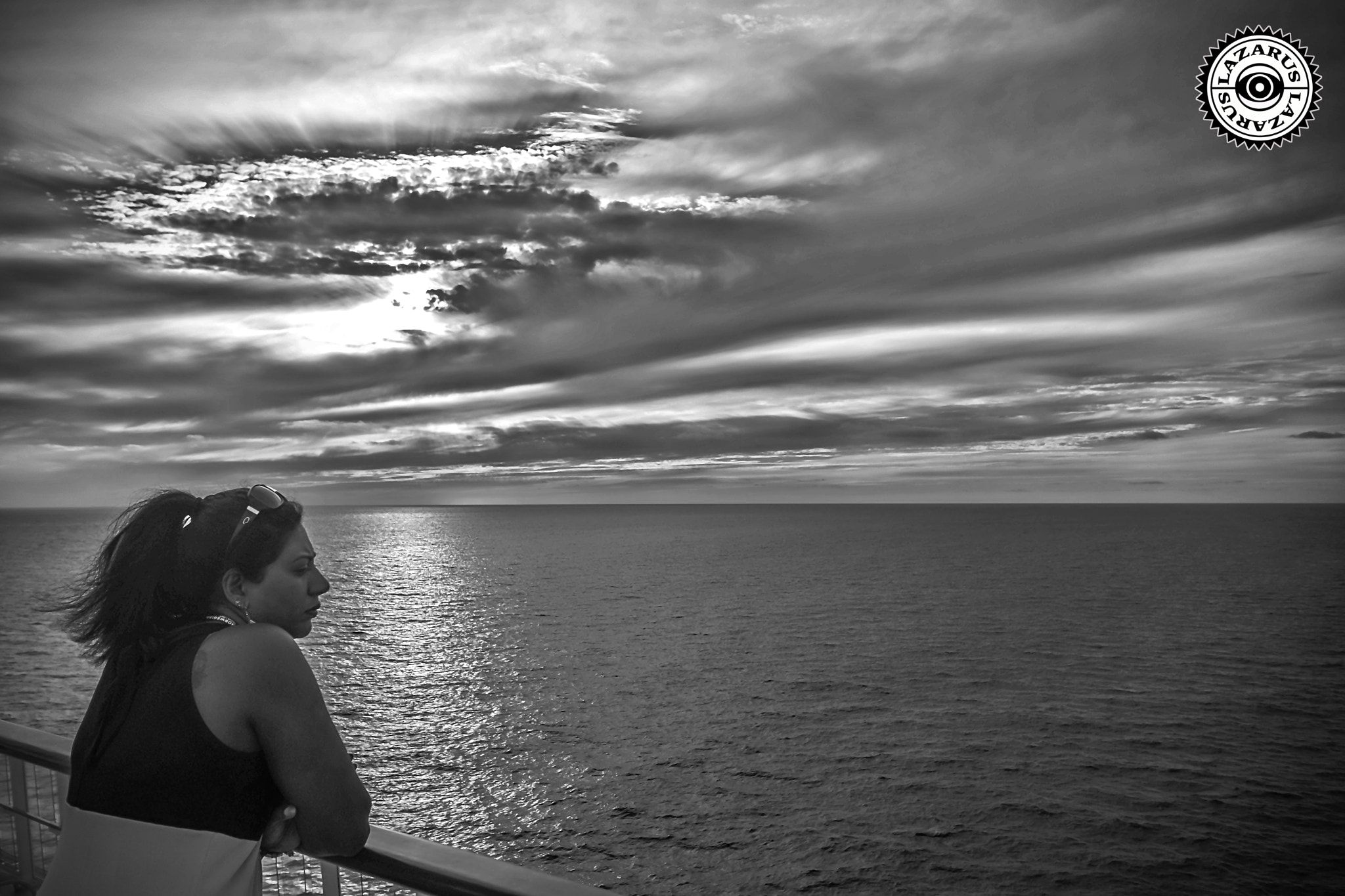 Nikon D500 sample photo. Beautiful women day dreaming into infinity photography