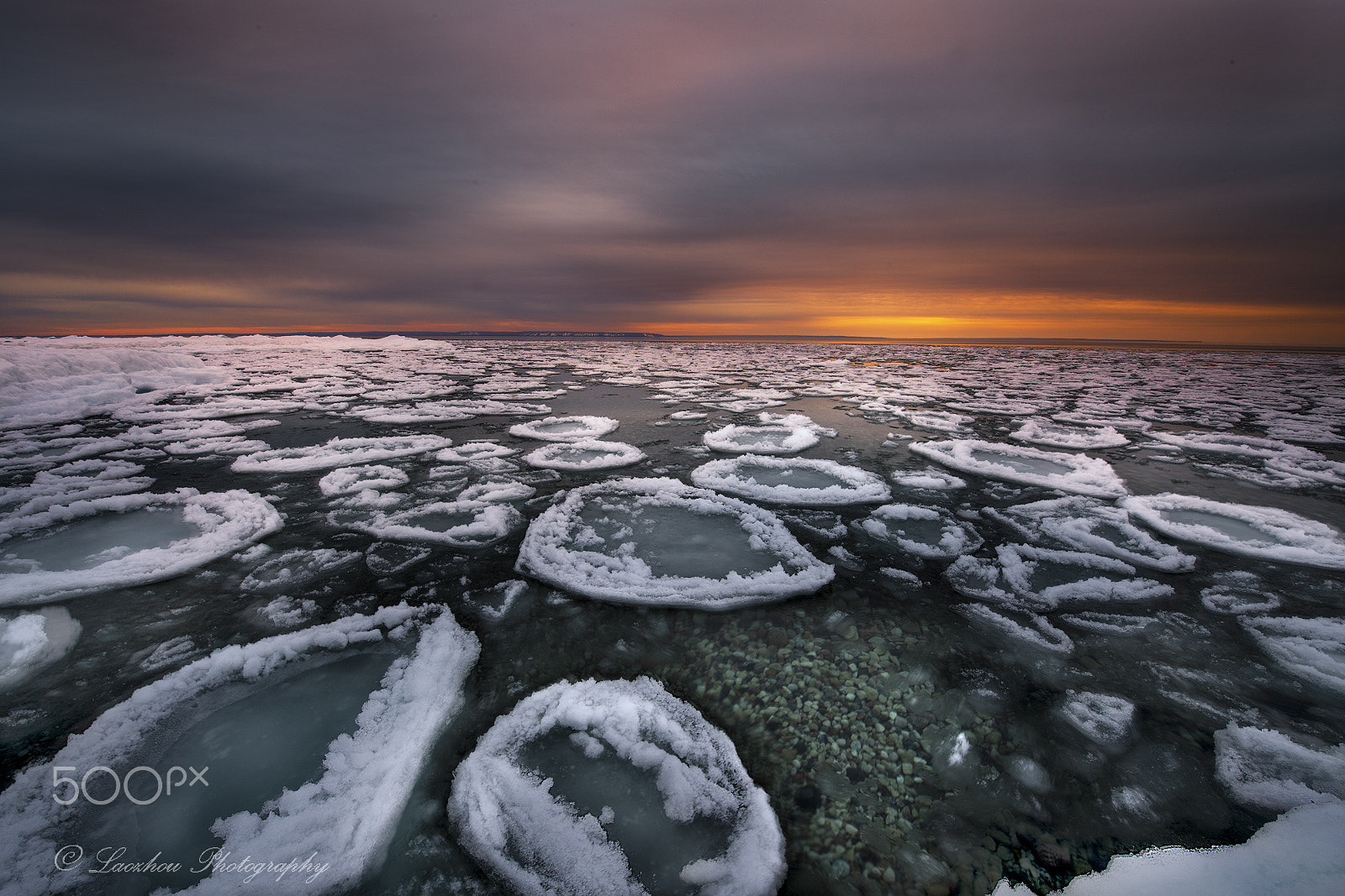 Nikon D5 + Nikon AF-S Nikkor 14-24mm F2.8G ED sample photo. Sunset at tiny beach photography