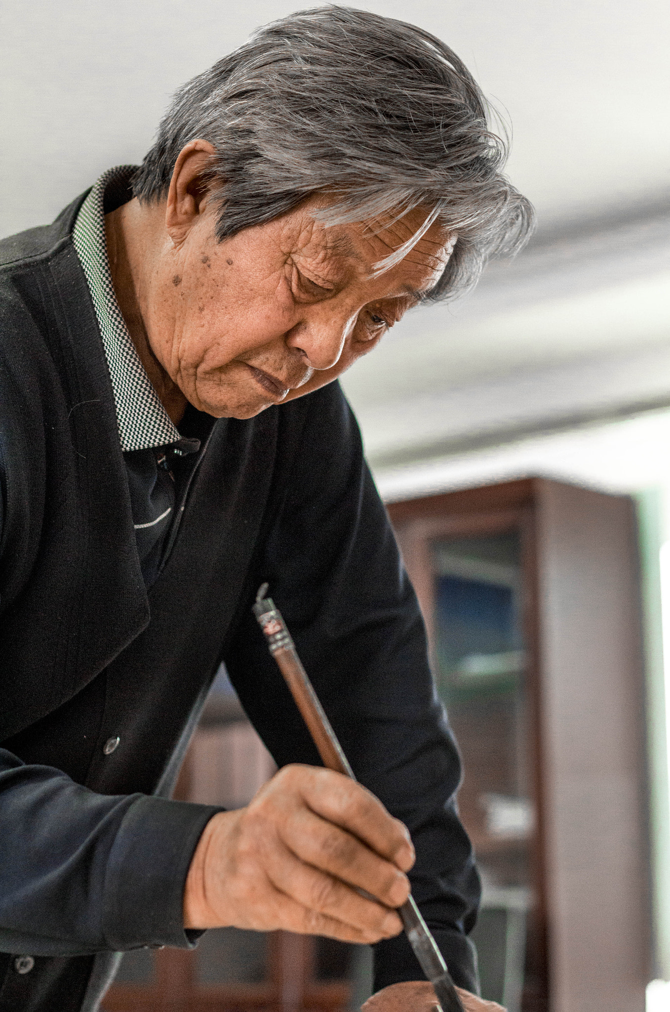 Canon EOS 650D (EOS Rebel T4i / EOS Kiss X6i) + Canon EF 50mm F1.8 STM sample photo. 书画家赤邑先生 photography