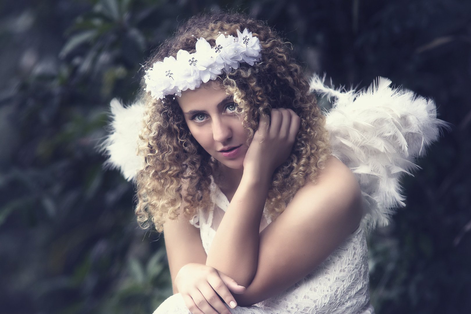 Nikon D7100 + Sigma 70-200mm F2.8 EX DG Macro HSM II sample photo. Beautiful angelical girl photography