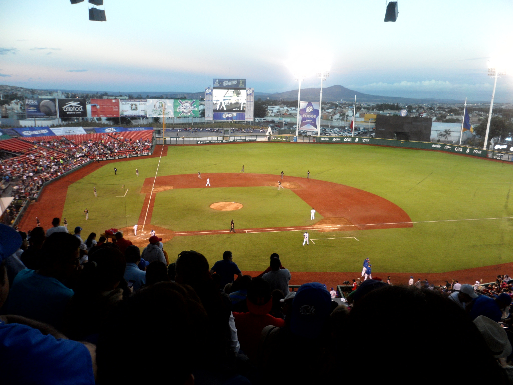 Samsung PL170,PL171 / VLUUPL170,PL171 sample photo. Beisball stadium photography