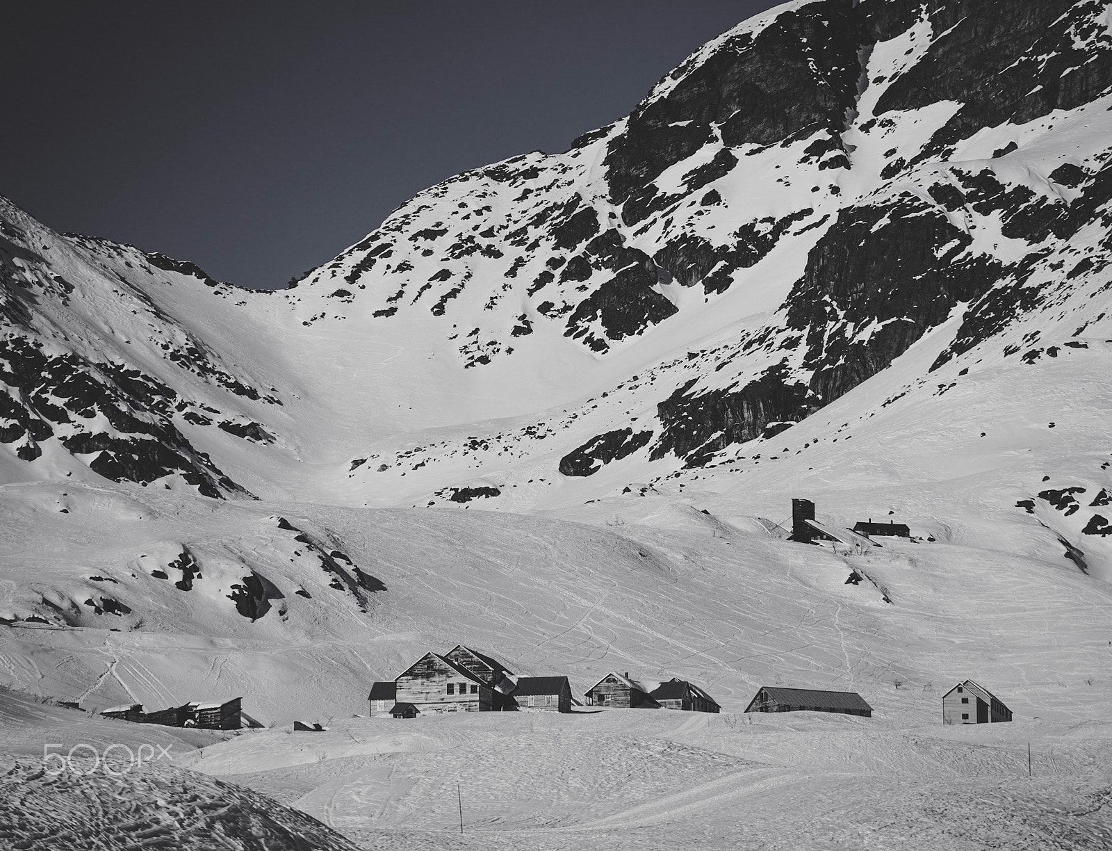 Sony FE 70-200mm F4 G OSS sample photo. Independence mine, hatcher pass, alaska photography