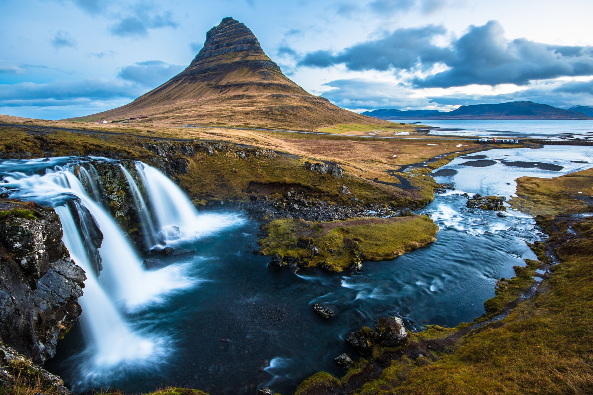 Canon EOS 7D Mark II sample photo. Kirkjufell photography