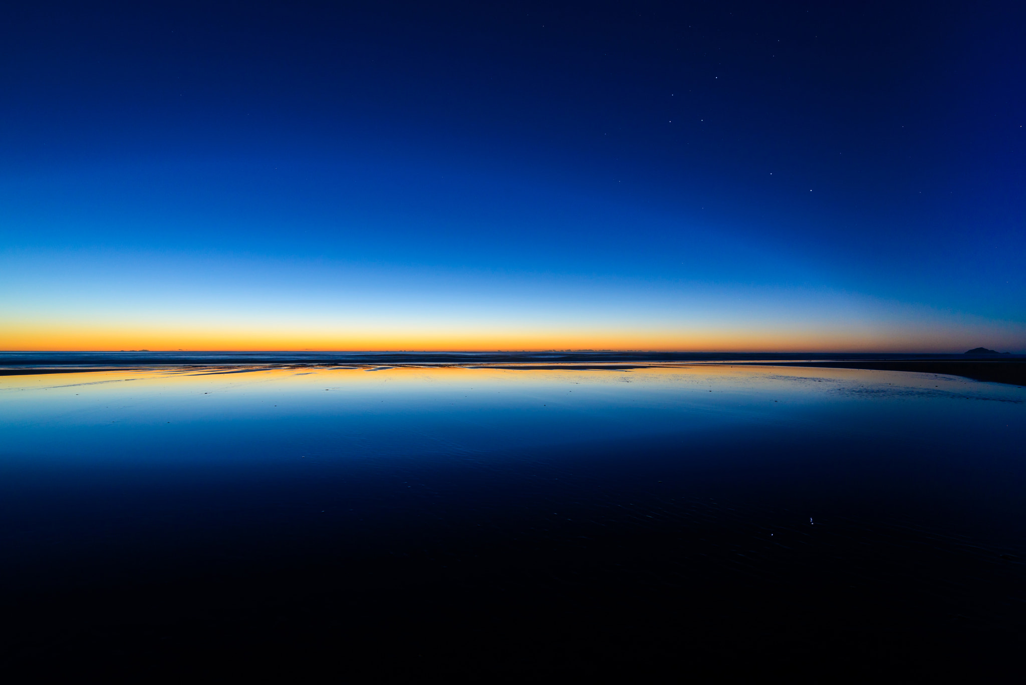 Samyang 14mm F2.8 ED AS IF UMC sample photo. The big blue photography