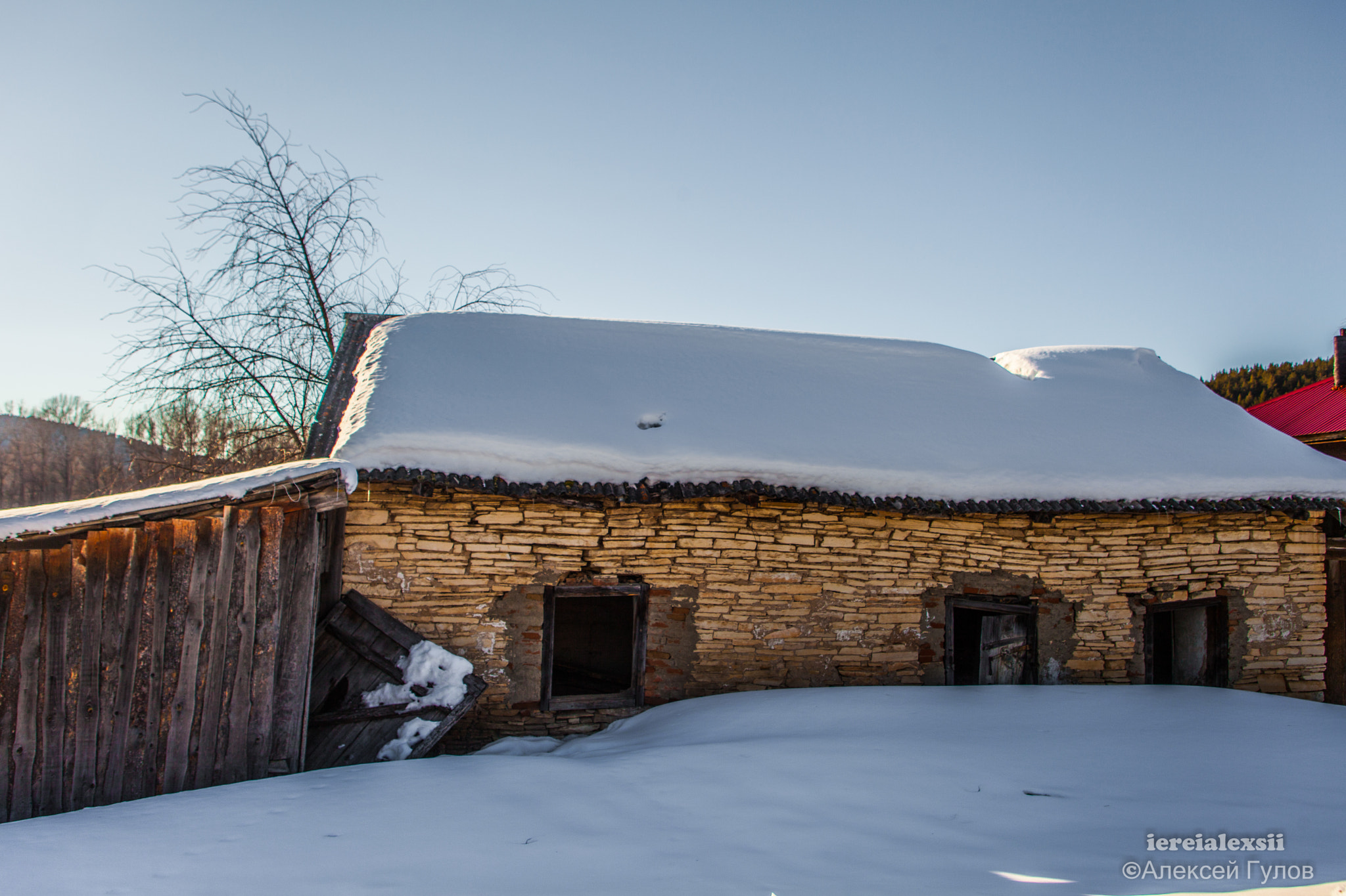 Canon EF 28-105mm f/3.5-4.5 USM sample photo. Old bakery. photography