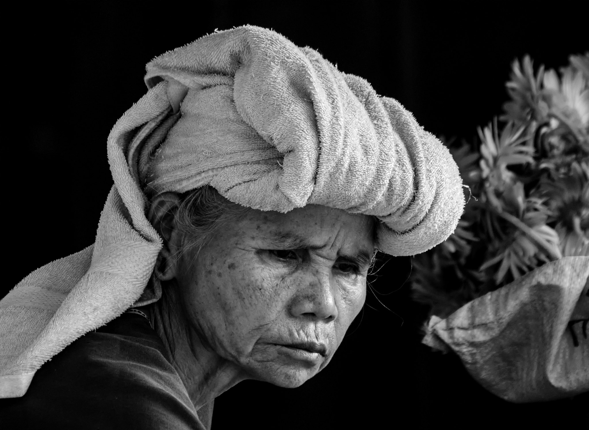 Canon EF 70-300mm F4-5.6L IS USM sample photo. Karen hill tribe woman photography
