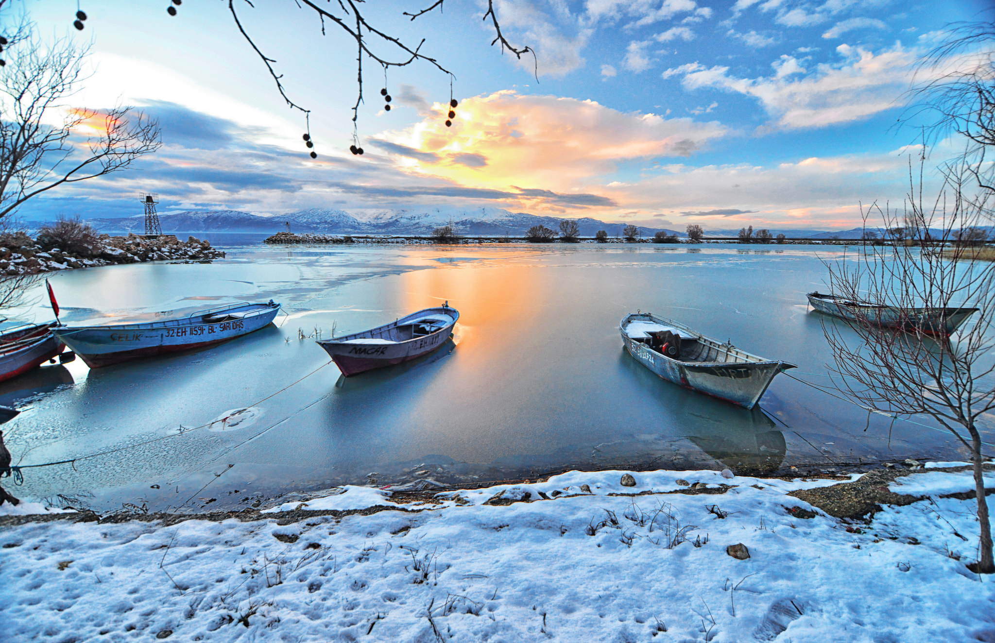 Nikon D800E sample photo. Frozen lake photography