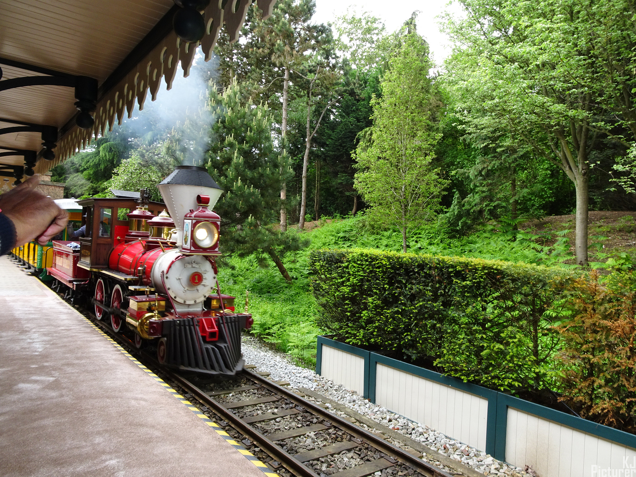 Sony Cyber-shot DSC-WX500 sample photo. Train ride at disneyland photography