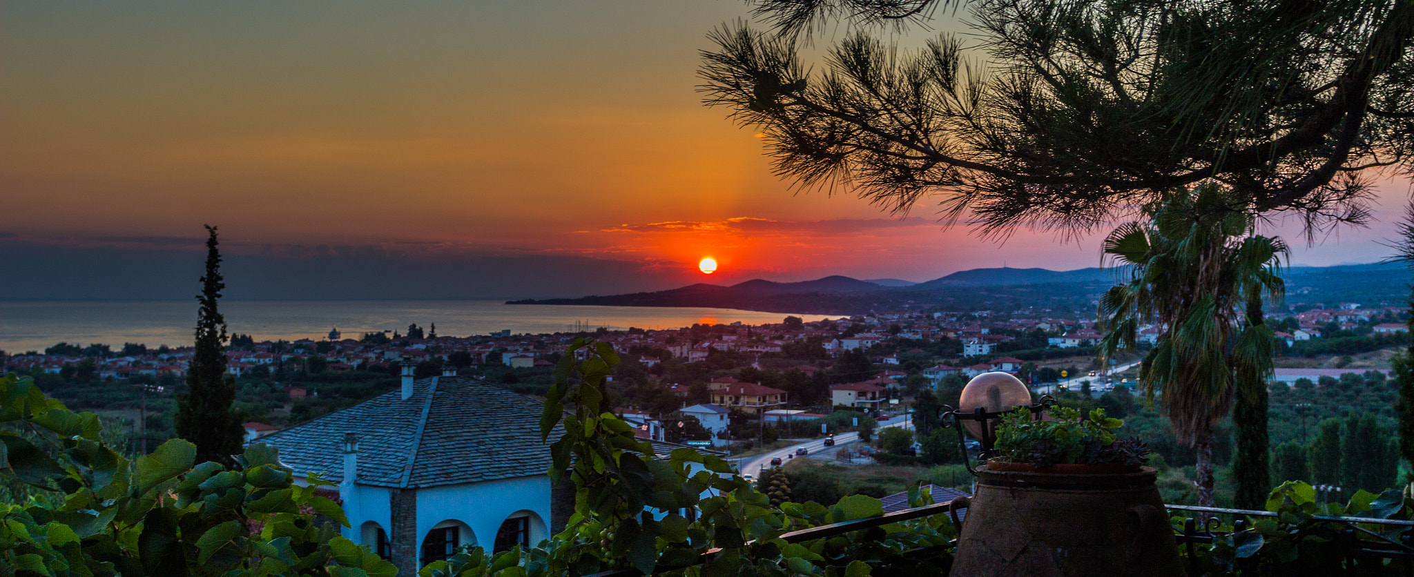 Canon EF 17-40mm F4L USM sample photo. Greece photography