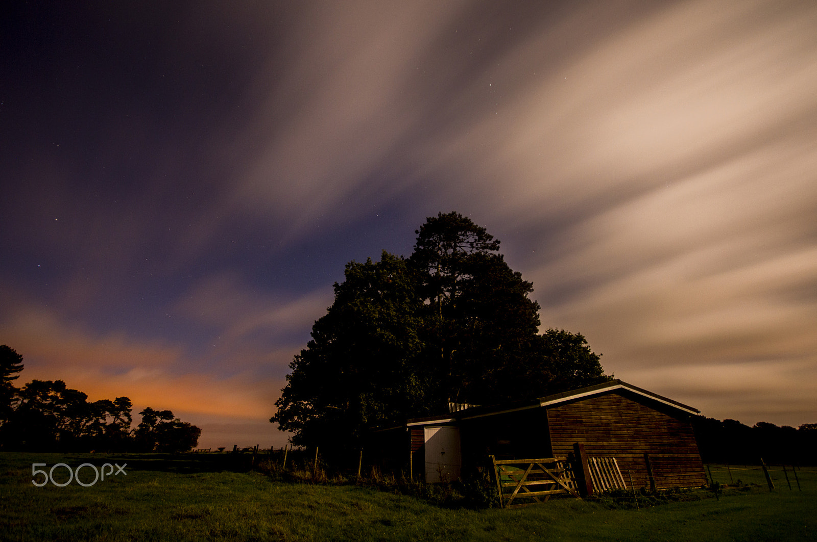 Sigma 10-20mm F4-5.6 EX DC HSM sample photo. The hut photography