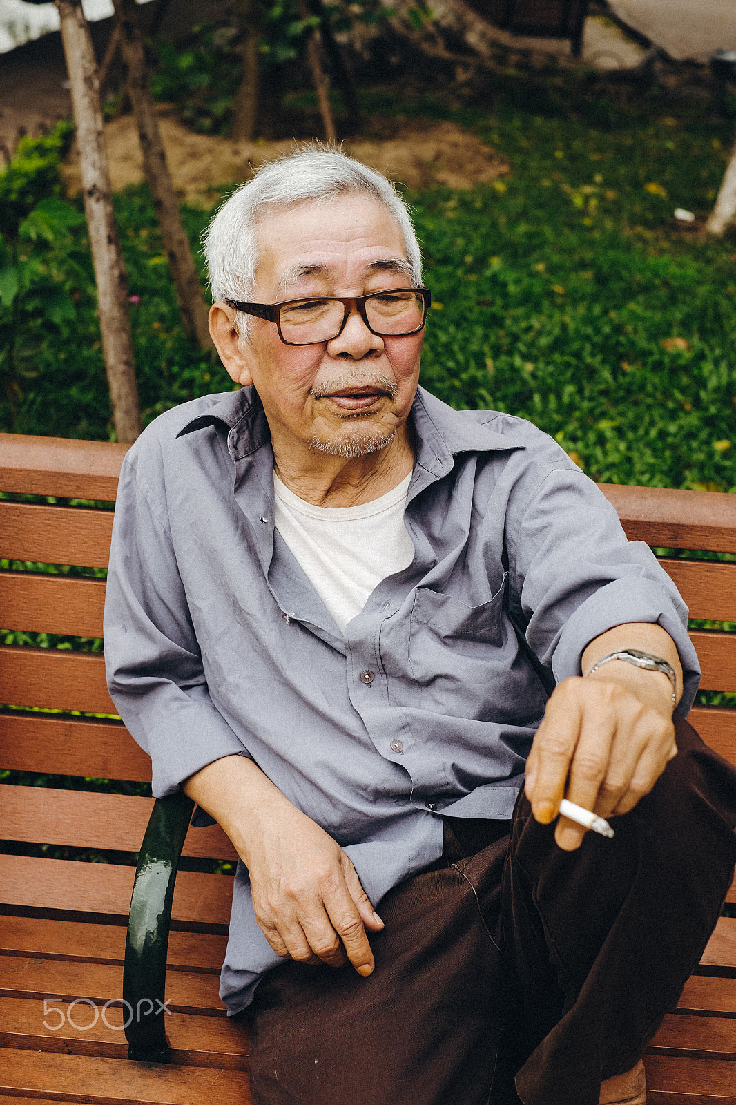 Fujifilm X-T1 + Fujifilm XF 35mm F1.4 R sample photo. Man in hà nội photography
