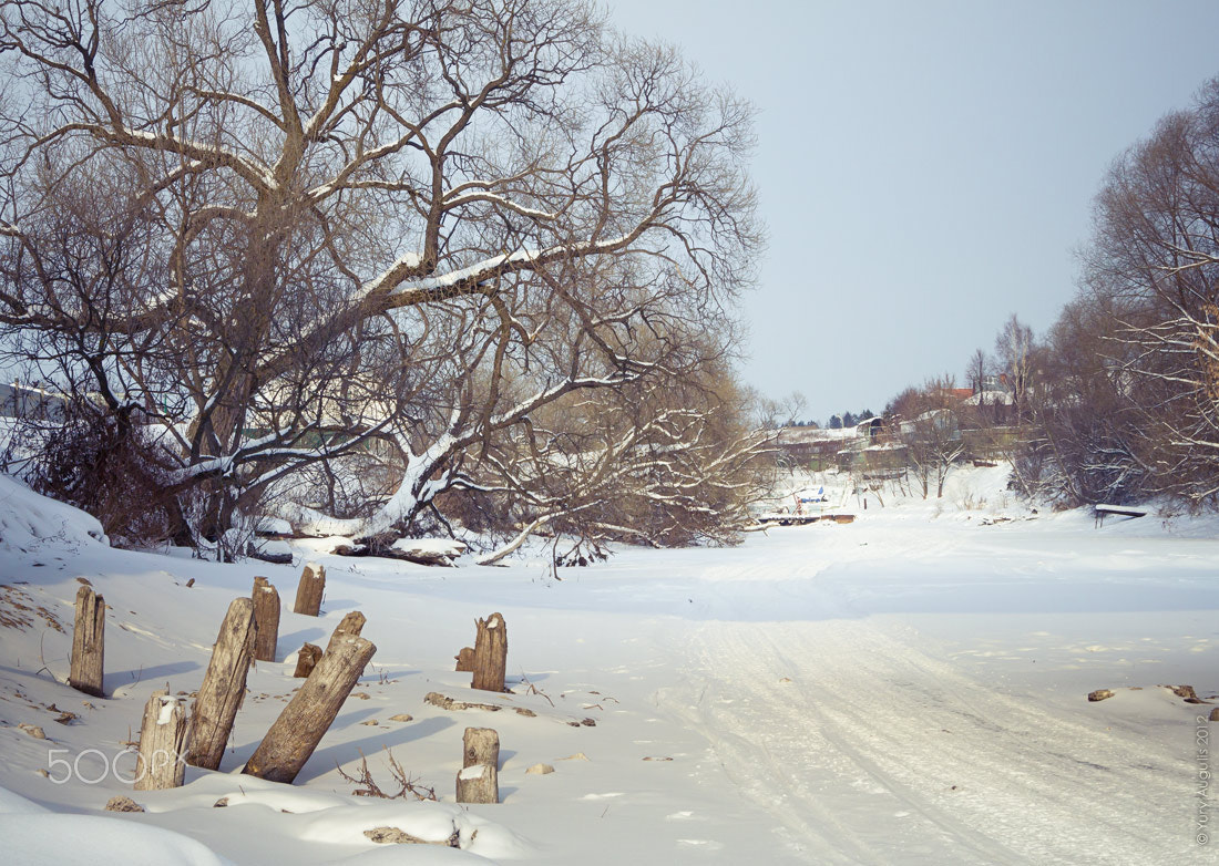 Canon EF-S 17-85mm F4-5.6 IS USM sample photo. Winter river photography